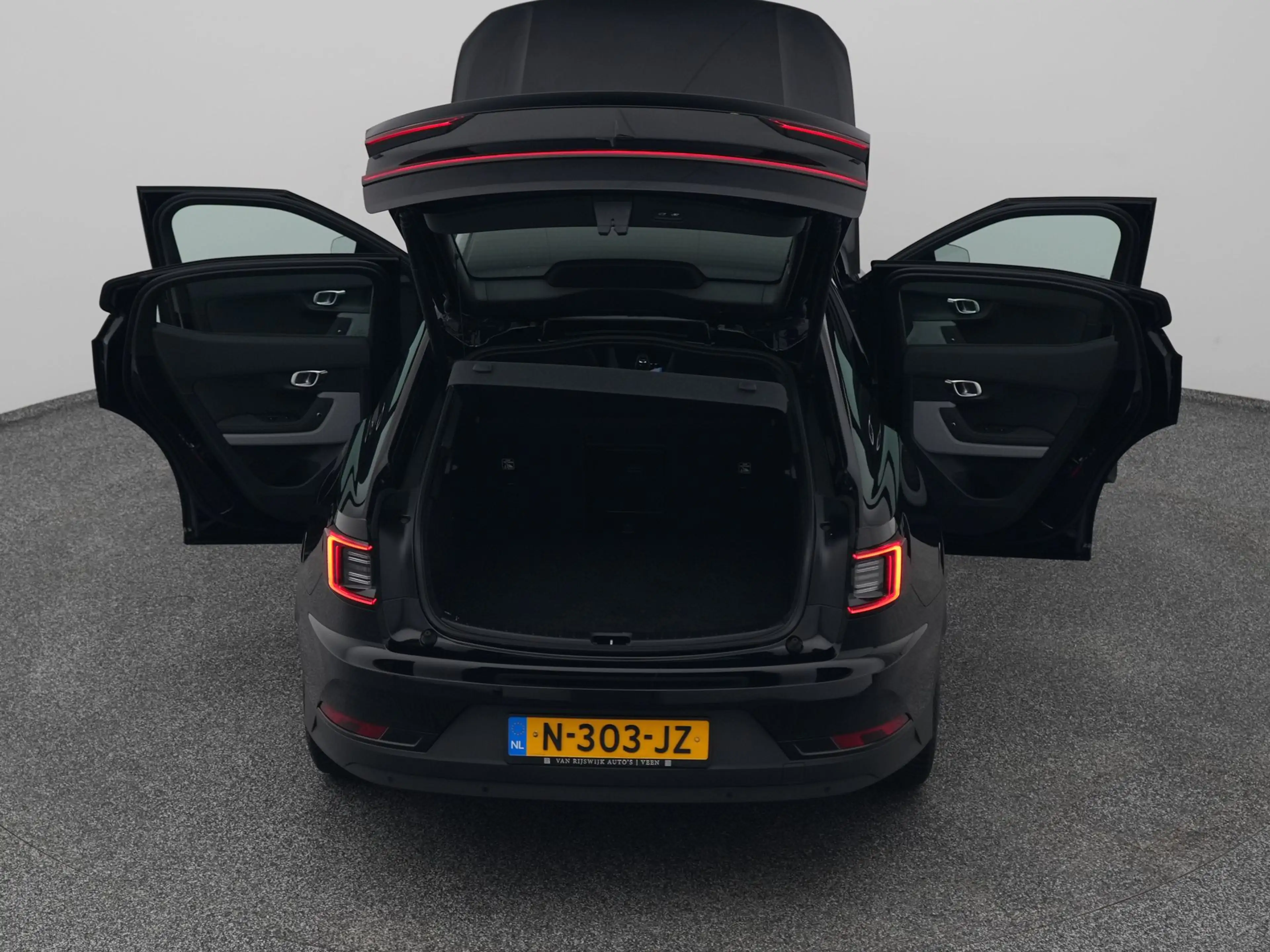 Polestar 2 Standard Range Single Motor 63 kWh | KEYLESS | STO — photo 30