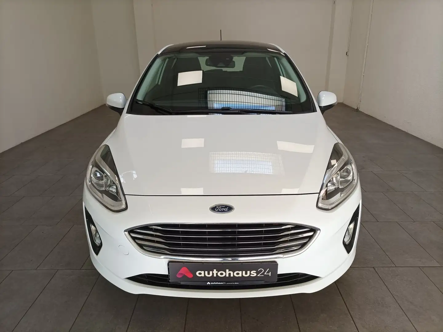 Ford Fiesta 1.0 EcoBoost Titanium|Pano|PDC Weiß - 2