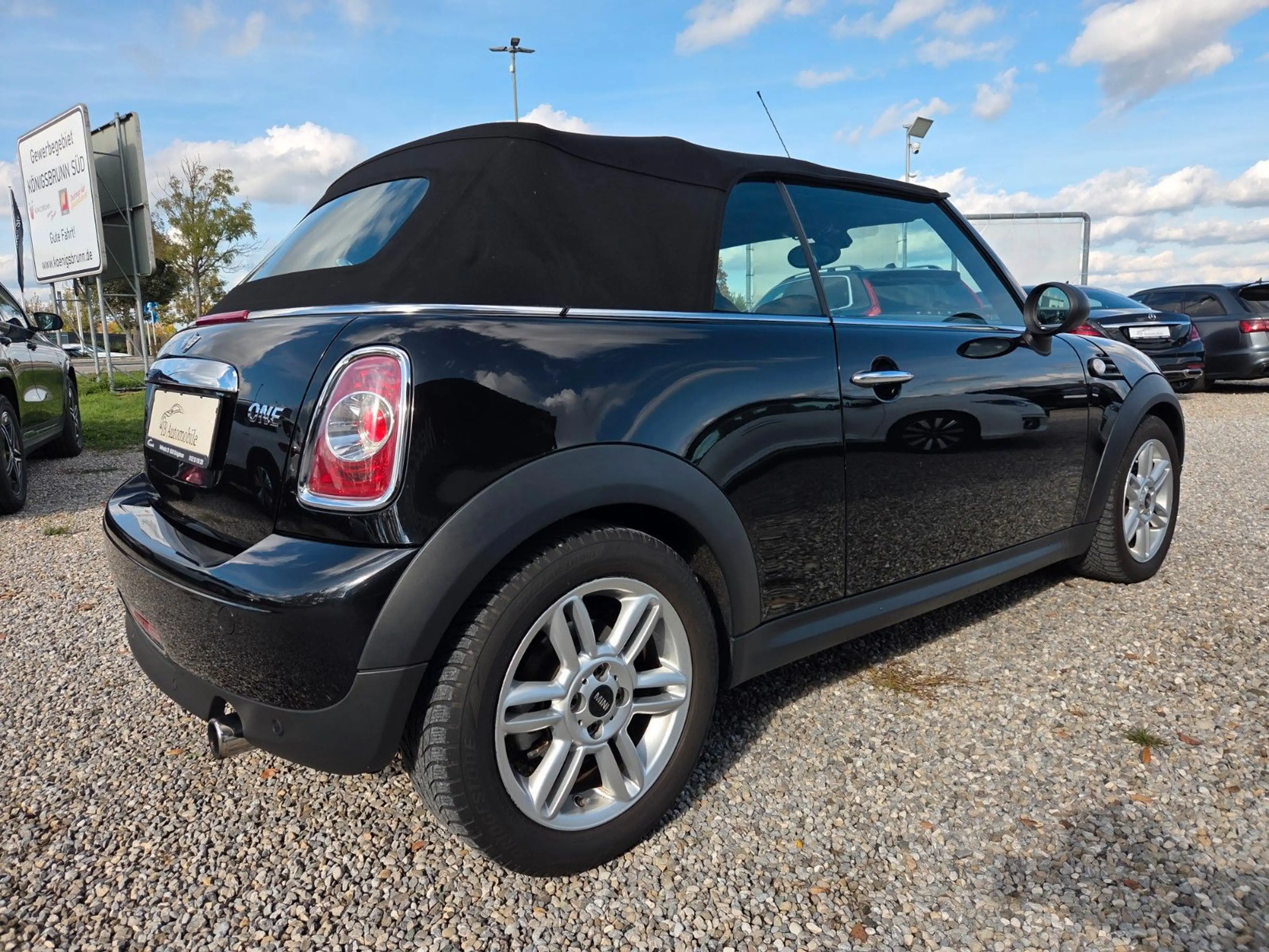 MINI One Cabrio ONE 1.6 Cabrio Klima*PDC*Sitzh*Fernlichtassiste — photo 9