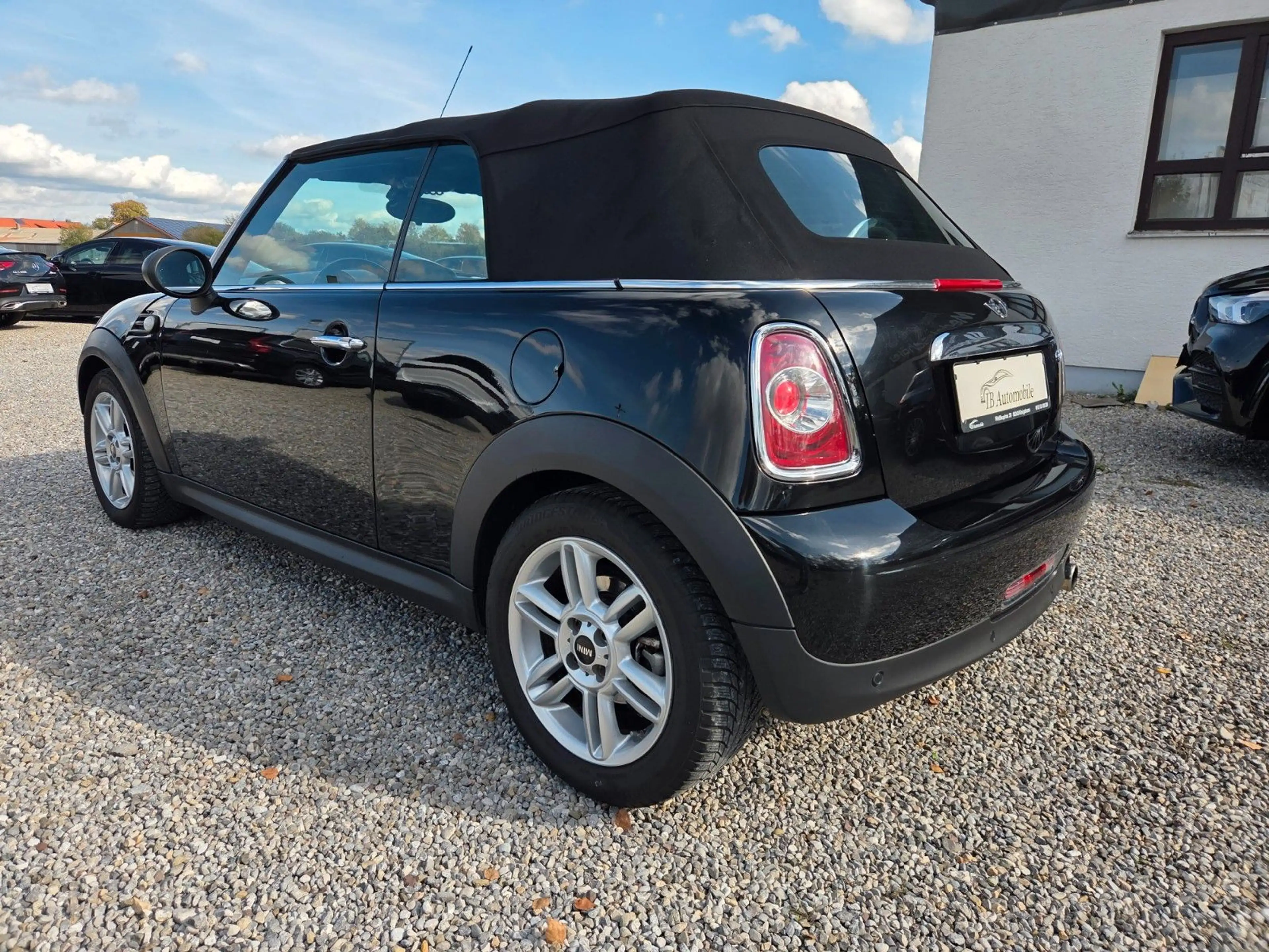 MINI One Cabrio ONE 1.6 Cabrio Klima*PDC*Sitzh*Fernlichtassiste — photo 12