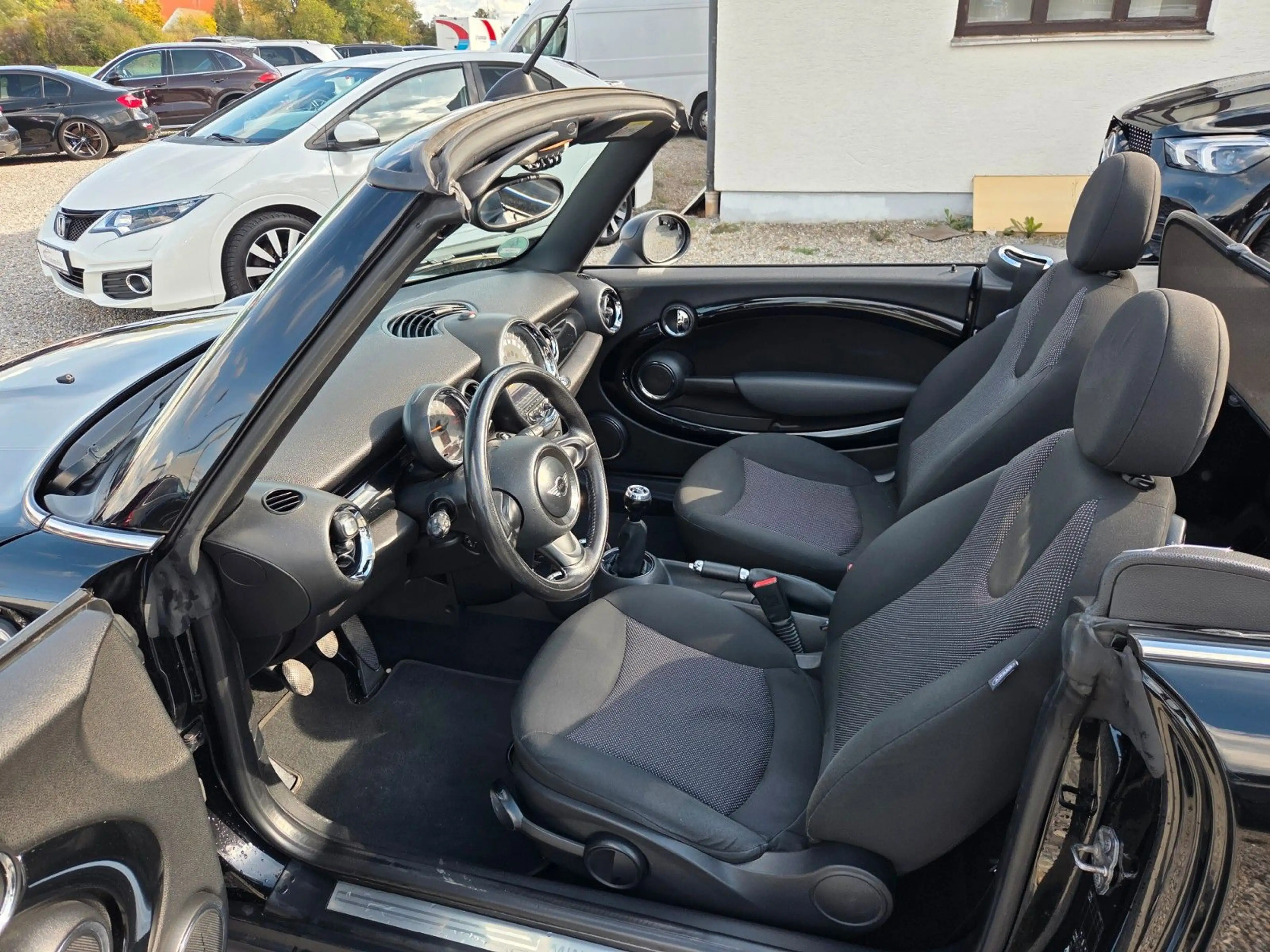 MINI One Cabrio ONE 1.6 Cabrio Klima*PDC*Sitzh*Fernlichtassiste — photo 16