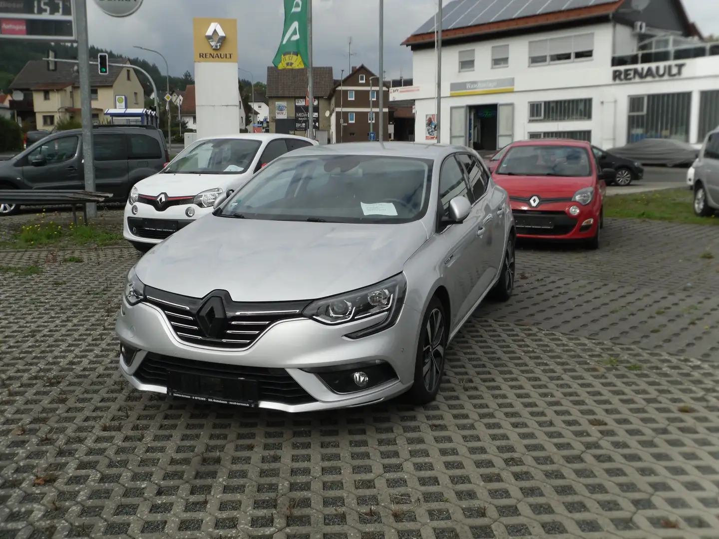 Renault Megane TCe 160 GPF EDC 4 Zyl.Motor BOSE EDITION NR Top Silber - 1