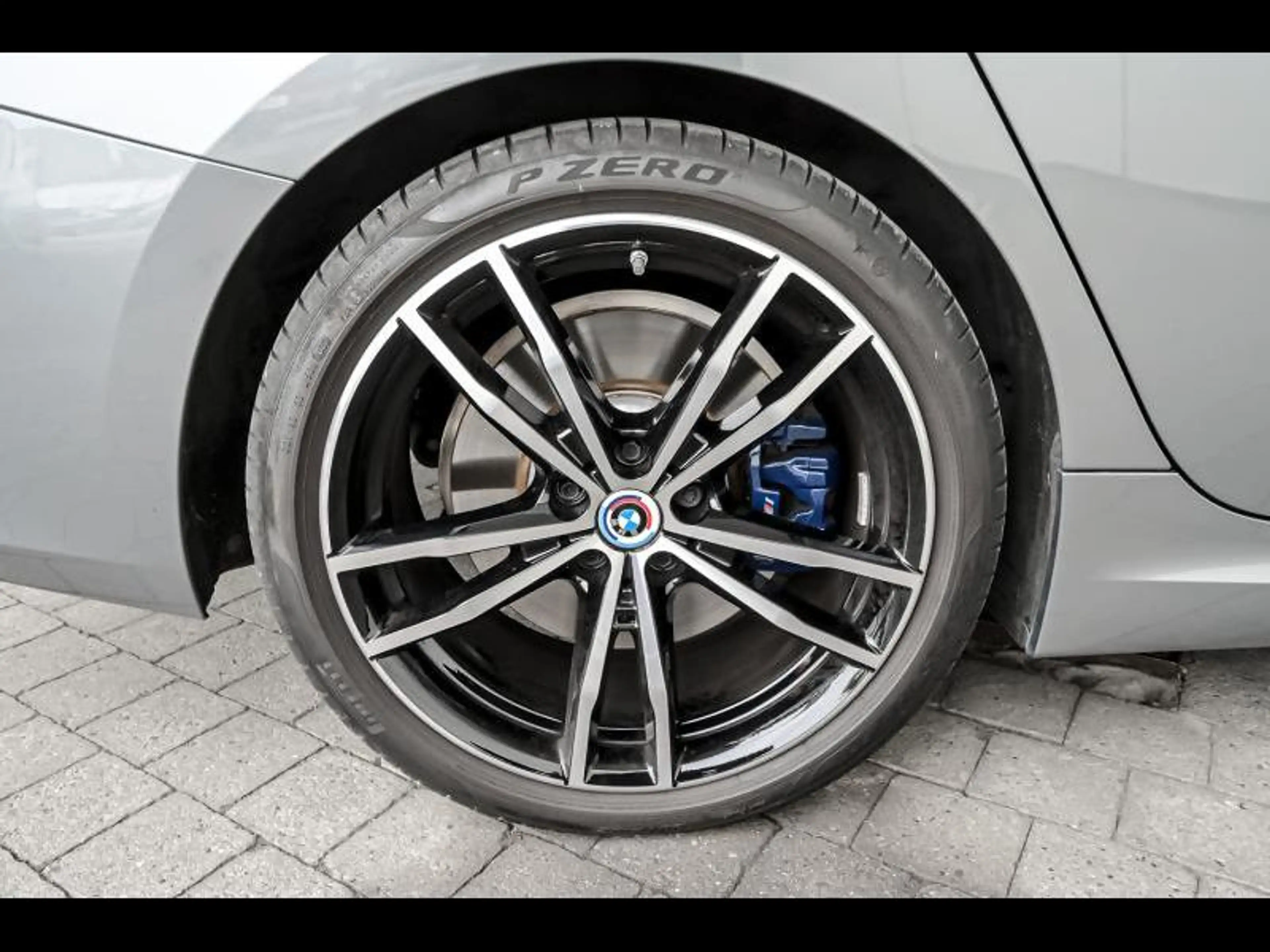 BMW 330 330e xDrive Touring M SPORTPAKKET PRO — photo 8