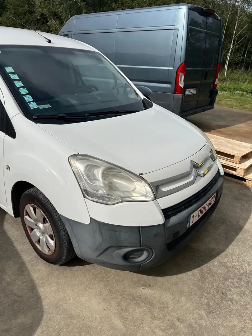 Citroen Berlingo Berlingo L1 1.6 HDi 75 FAP Niveau A Blanc - 2