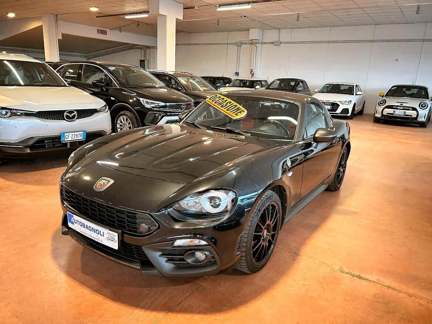 Abarth 124 Spider GT 1.4 Turbo MultiAir 70th CARBONIO Edizione Negro - 1