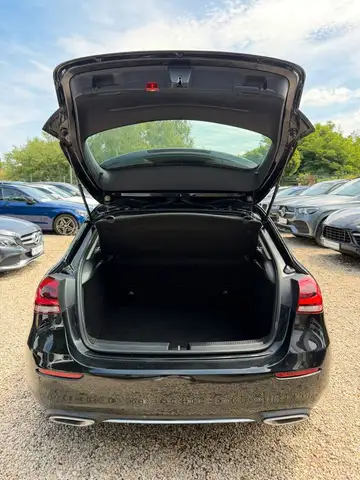 Mercedes-Benz 250 view 13