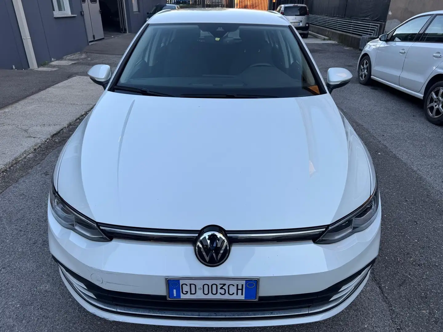 Volkswagen Golf 1.5 etsi Evo Life 150CV DSG EURO6*CERCHI*NAVI Wit - 2