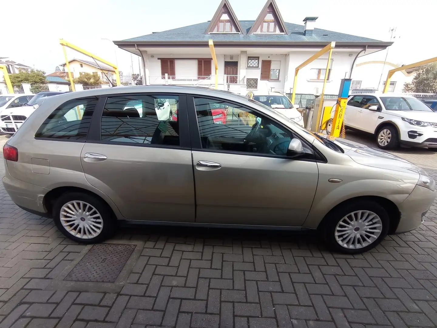 Fiat Croma 1.9 mjt 16v Dynamic 150cv - 2