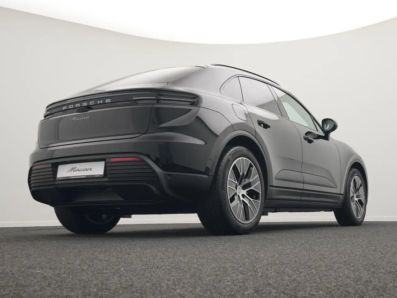 Porsche Macan 2026 — фото 10
