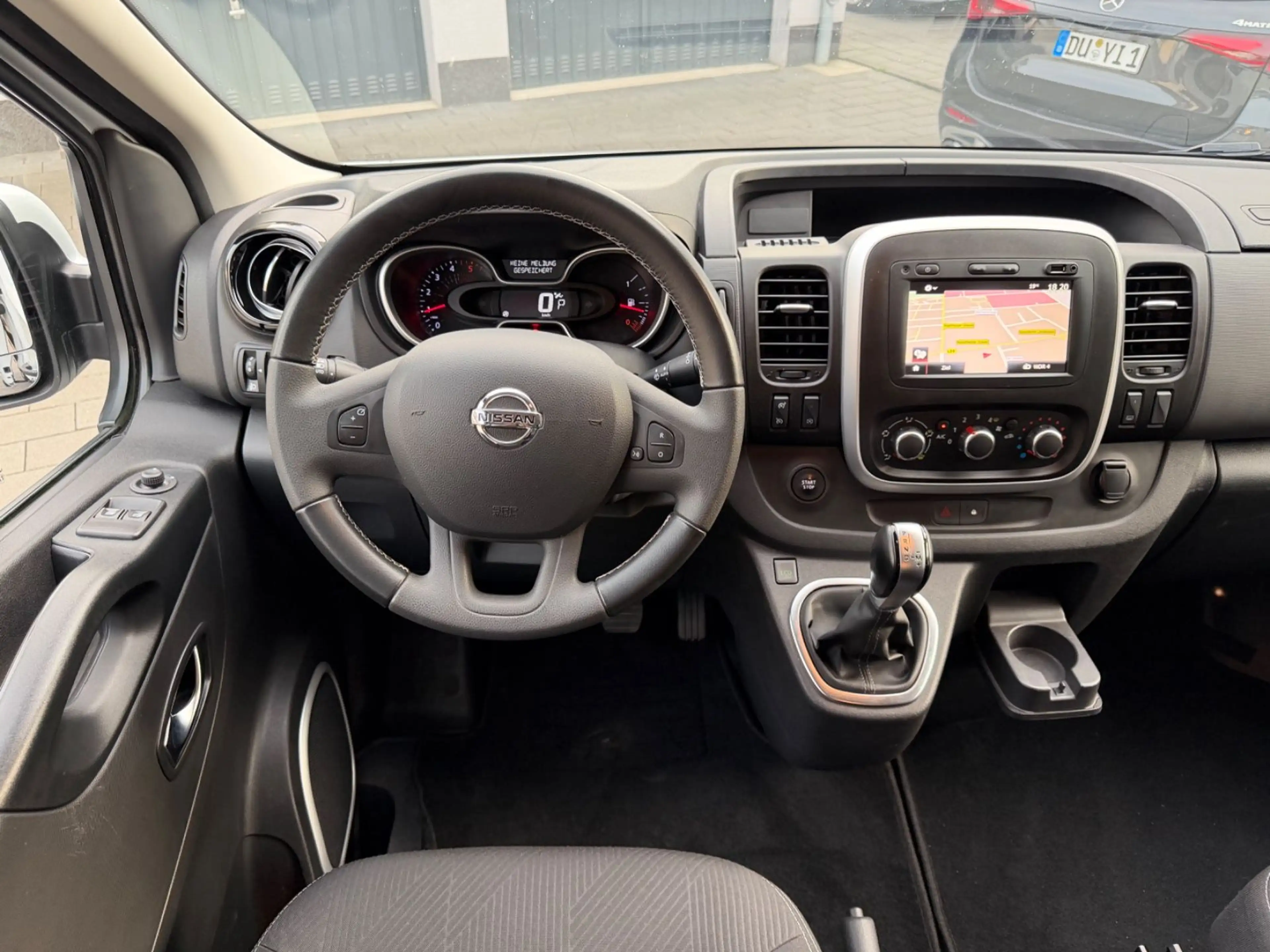 Nissan NV300 L2H1*PREMIUM*42Tkm-Original*1-Hand*8xSitze — photo 12