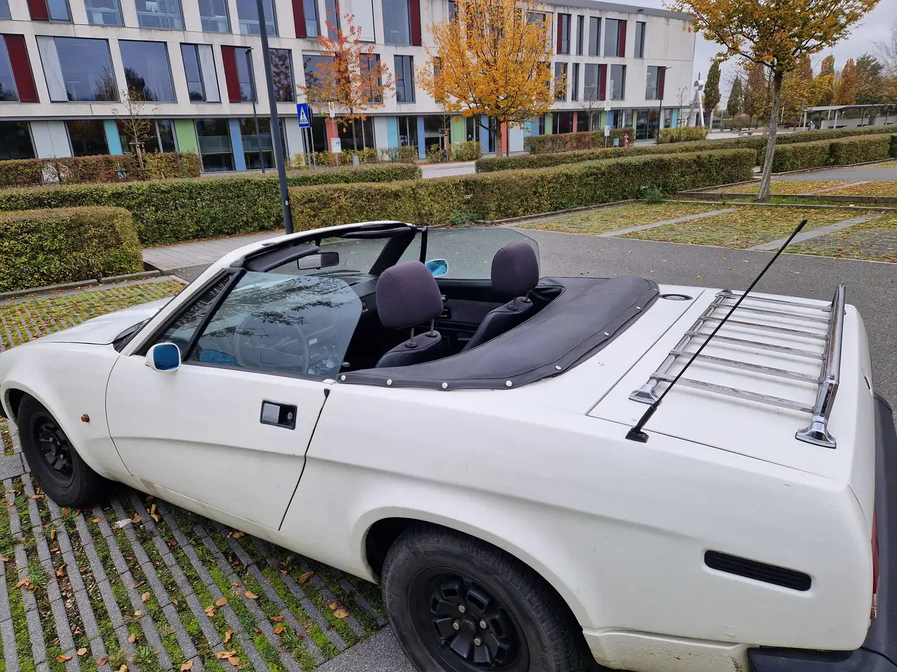 Triumph TR7