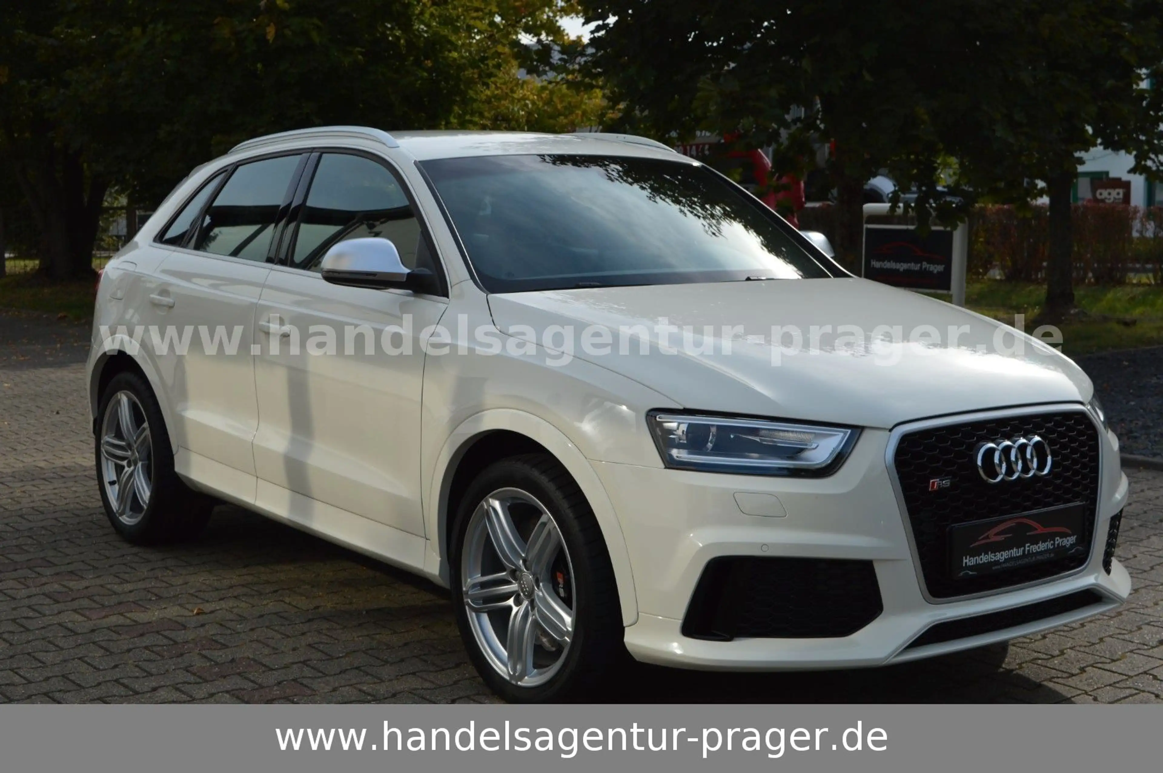 Audi RS Q3 RS Q3 2.5 TFSI quattro — photo 3