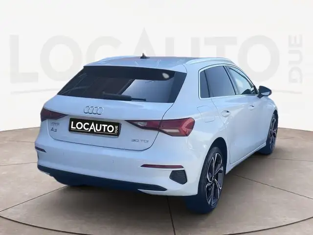 Audi A3 view 4