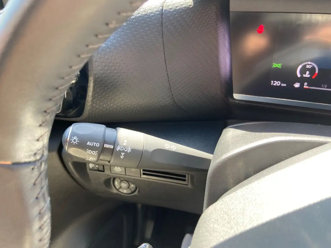 Citroen C4 Berline — photo 23
