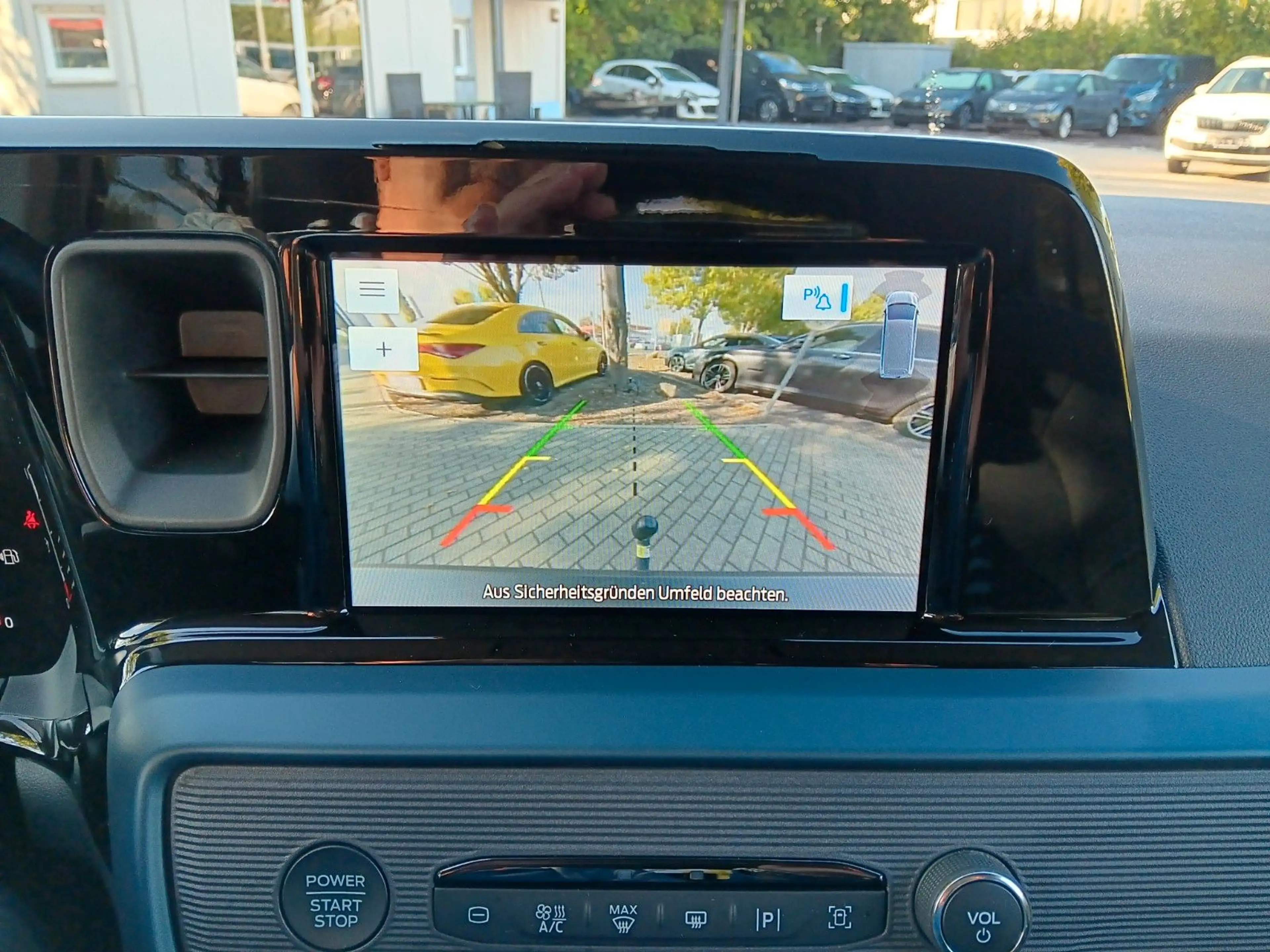 Ford Tourneo Courier Active AHZV Klima DAB Navi SHZ — photo 12
