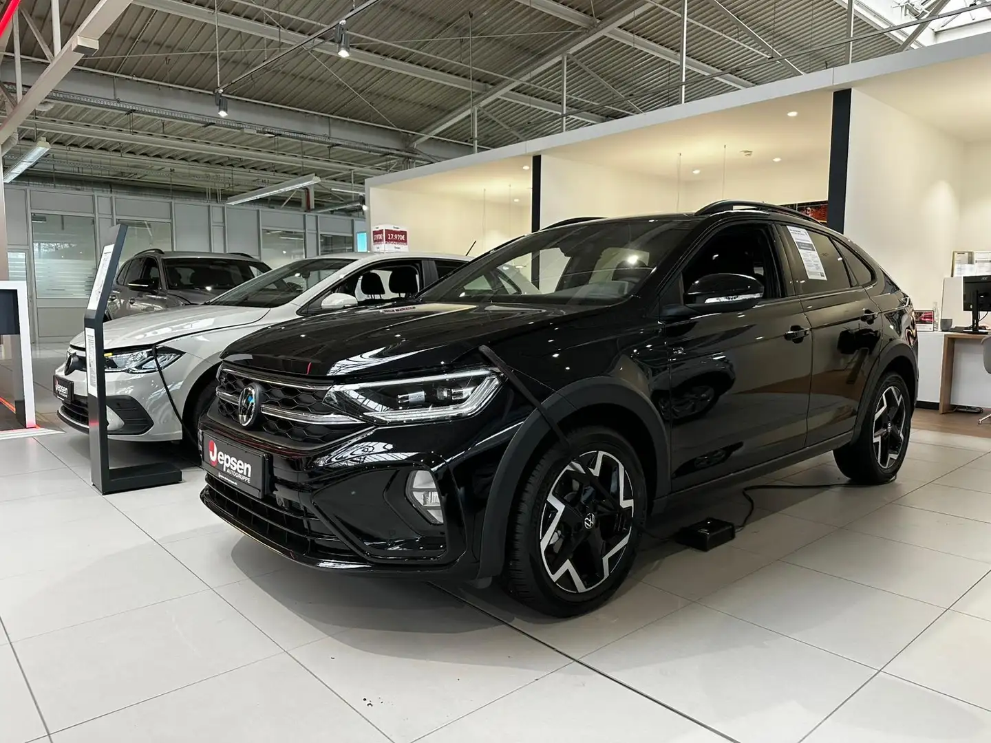 Volkswagen Taigo R-Line 1.5 TSI DSG R-KAMERA LED ACC AHK Schwarz - 2