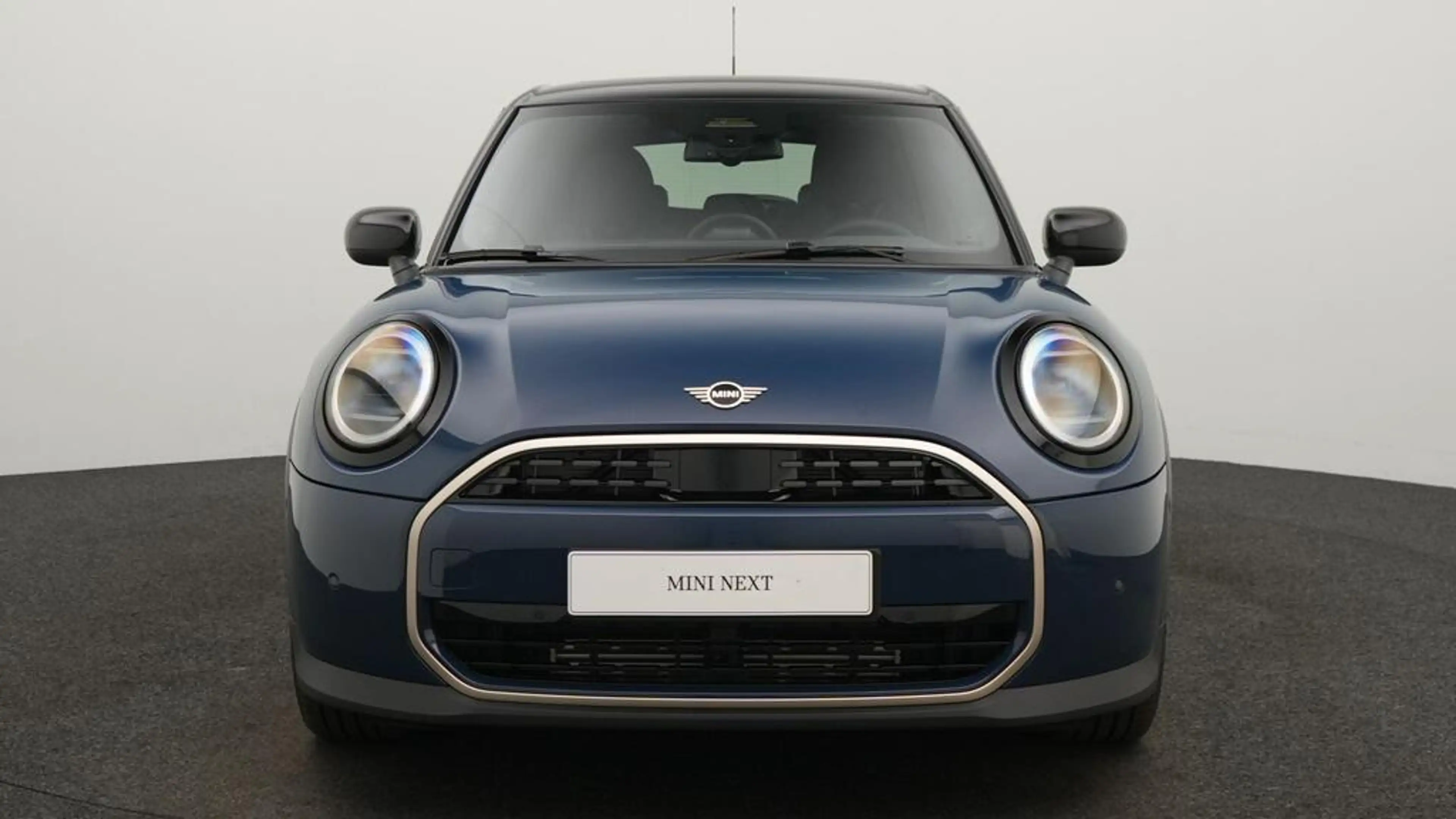 MINI Cooper C Favoured Trim — photo 14