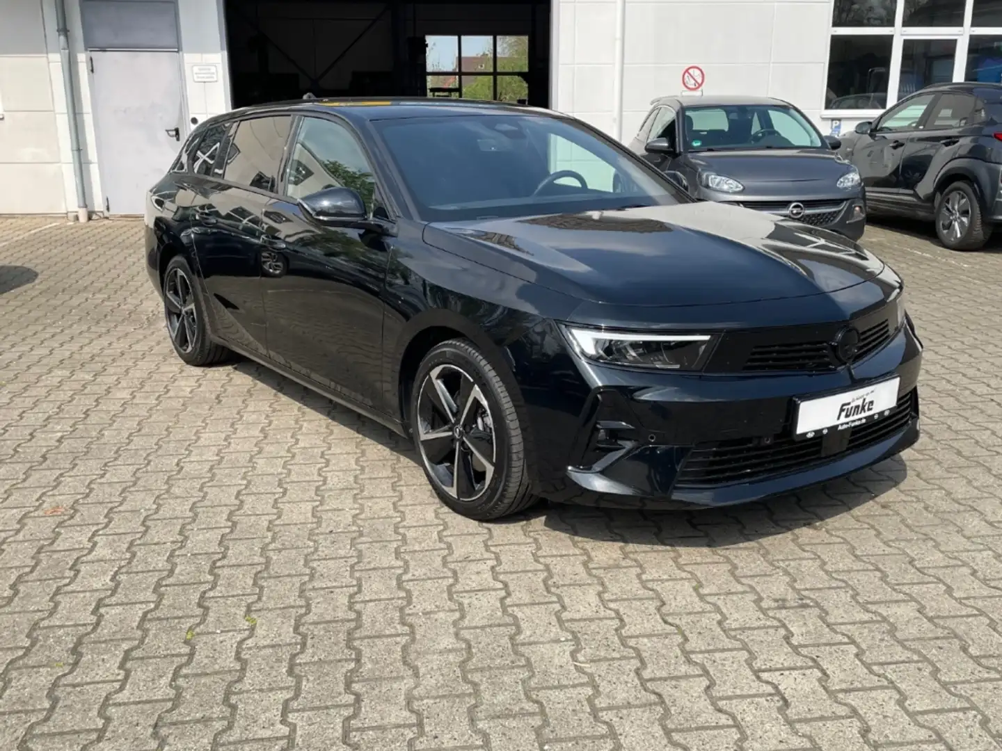 Opel Astra L Sports Tourer AT GS Line 1.2 Turbo EU6e Navi 360 Negro - 2