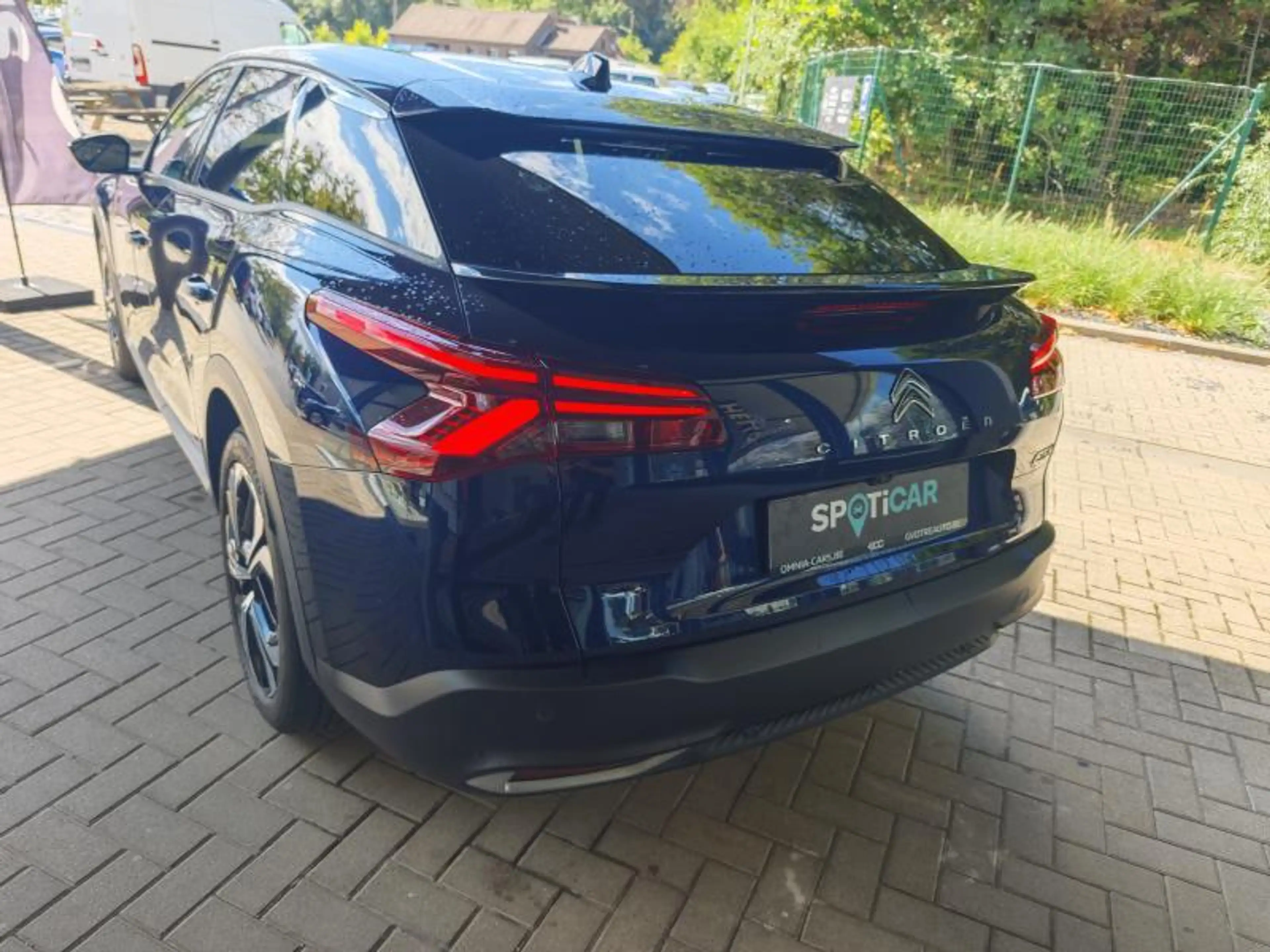 Citroen C5 X PLUS — photo 10