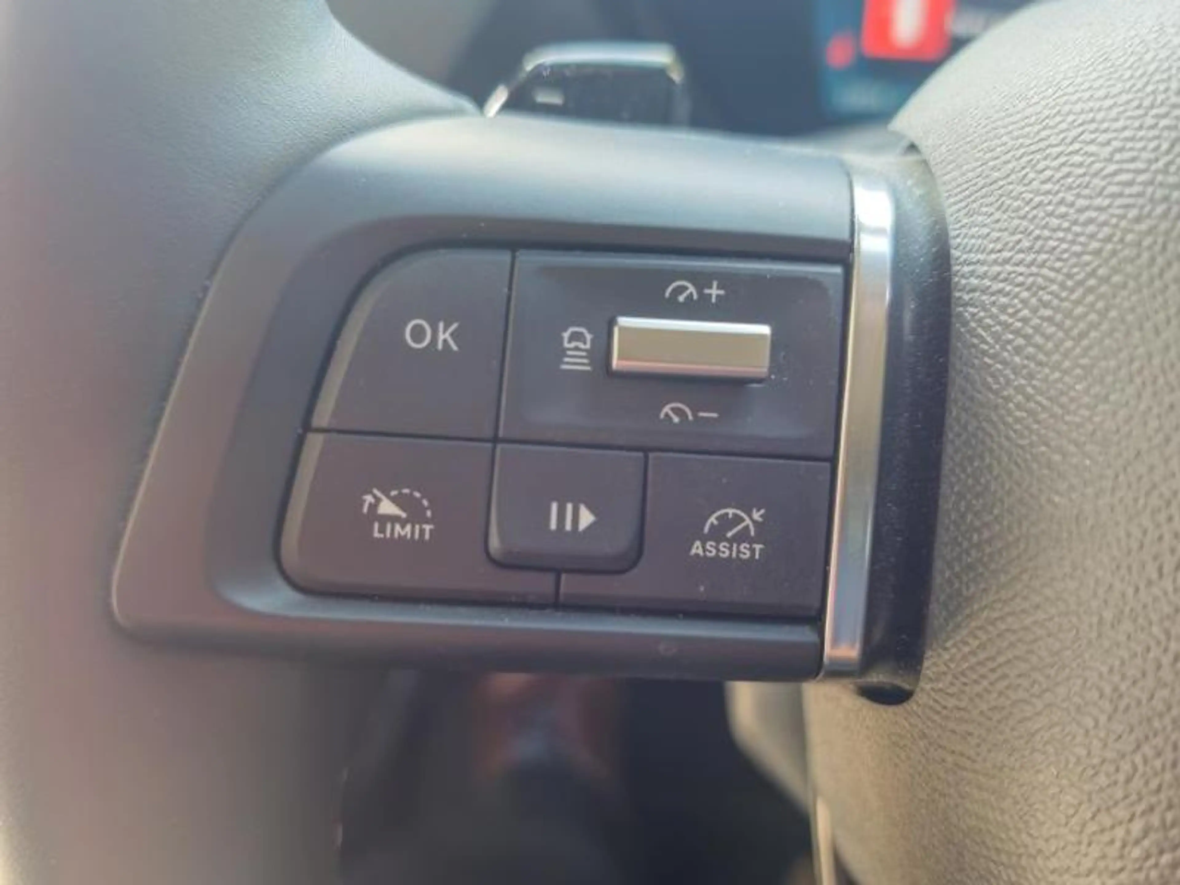 Citroen C5 X PLUS — photo 14