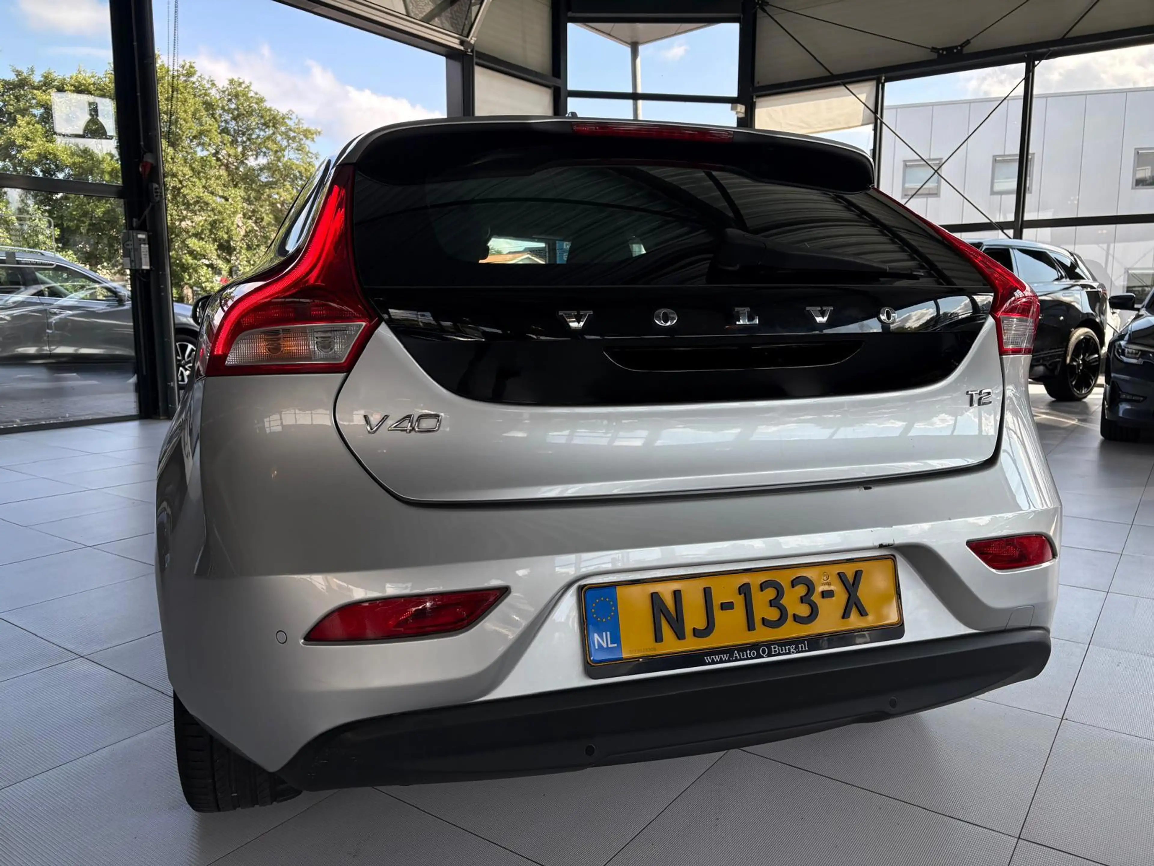Volvo V40 1.5 T2 Nordic+ | Stoelverwarming | Navi | LED | PD — photo 5