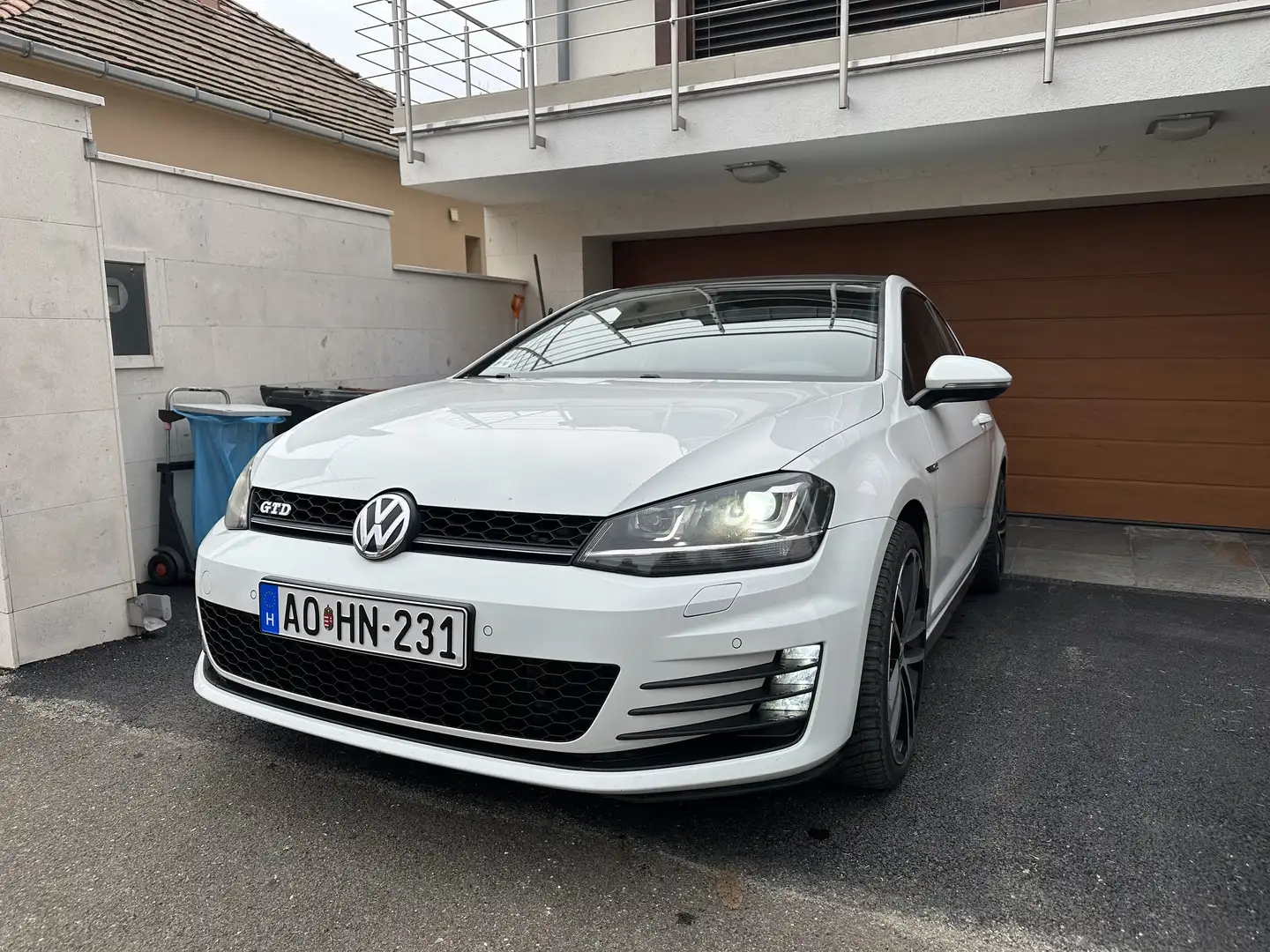 Volkswagen Golf GTD Golf GTD 2,0 TDI GTD Weiß - 2