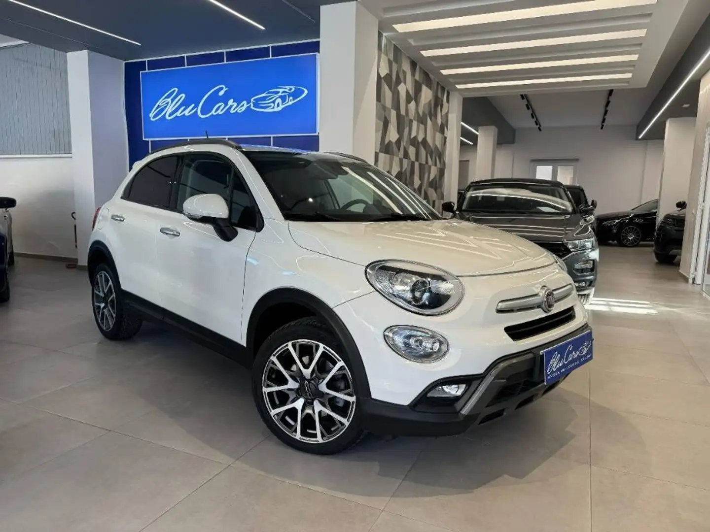 Fiat 500X 1.6 mjt Cross Plus 4x2 120cv Blanc - 1