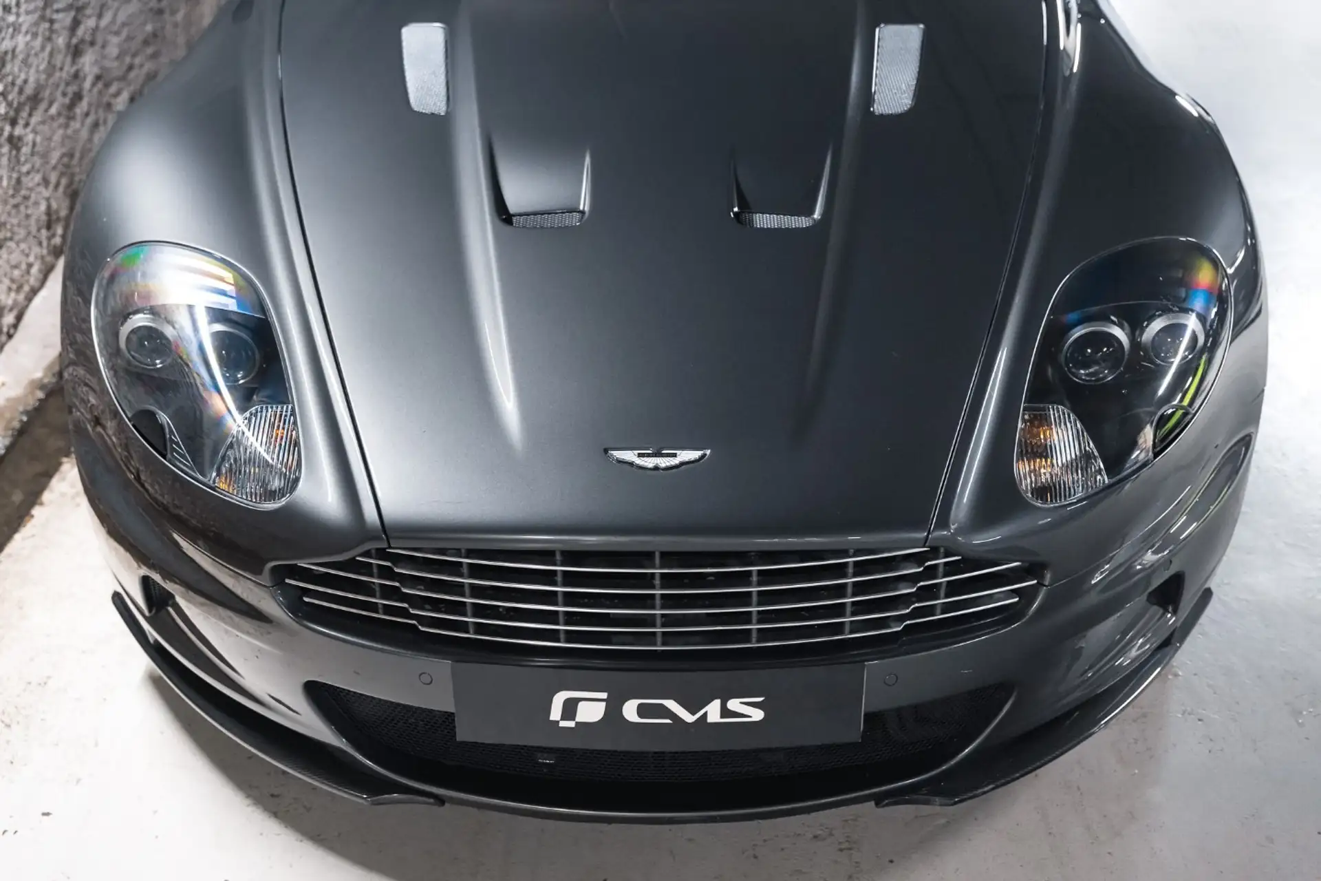 애스턴마틴 DBS Coupe 2008 건메탈 사진 3