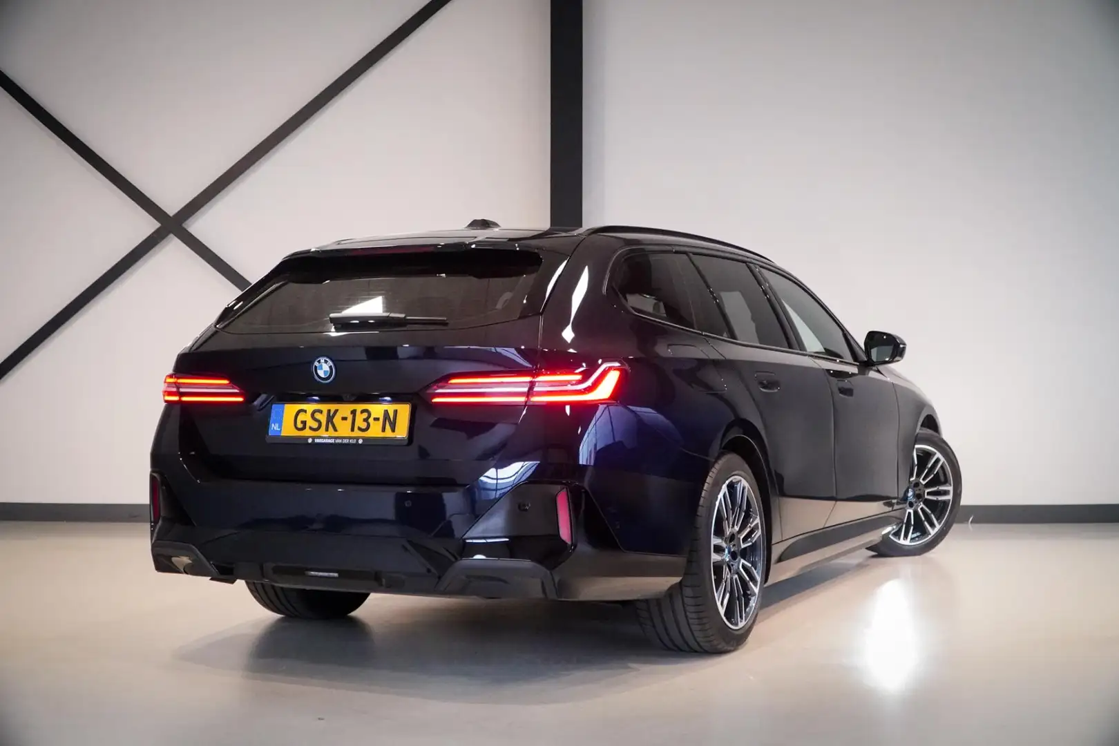 BMW 530 5-serie Touring 530e M-Sport | 360 Camera | Head-U Negro - 2