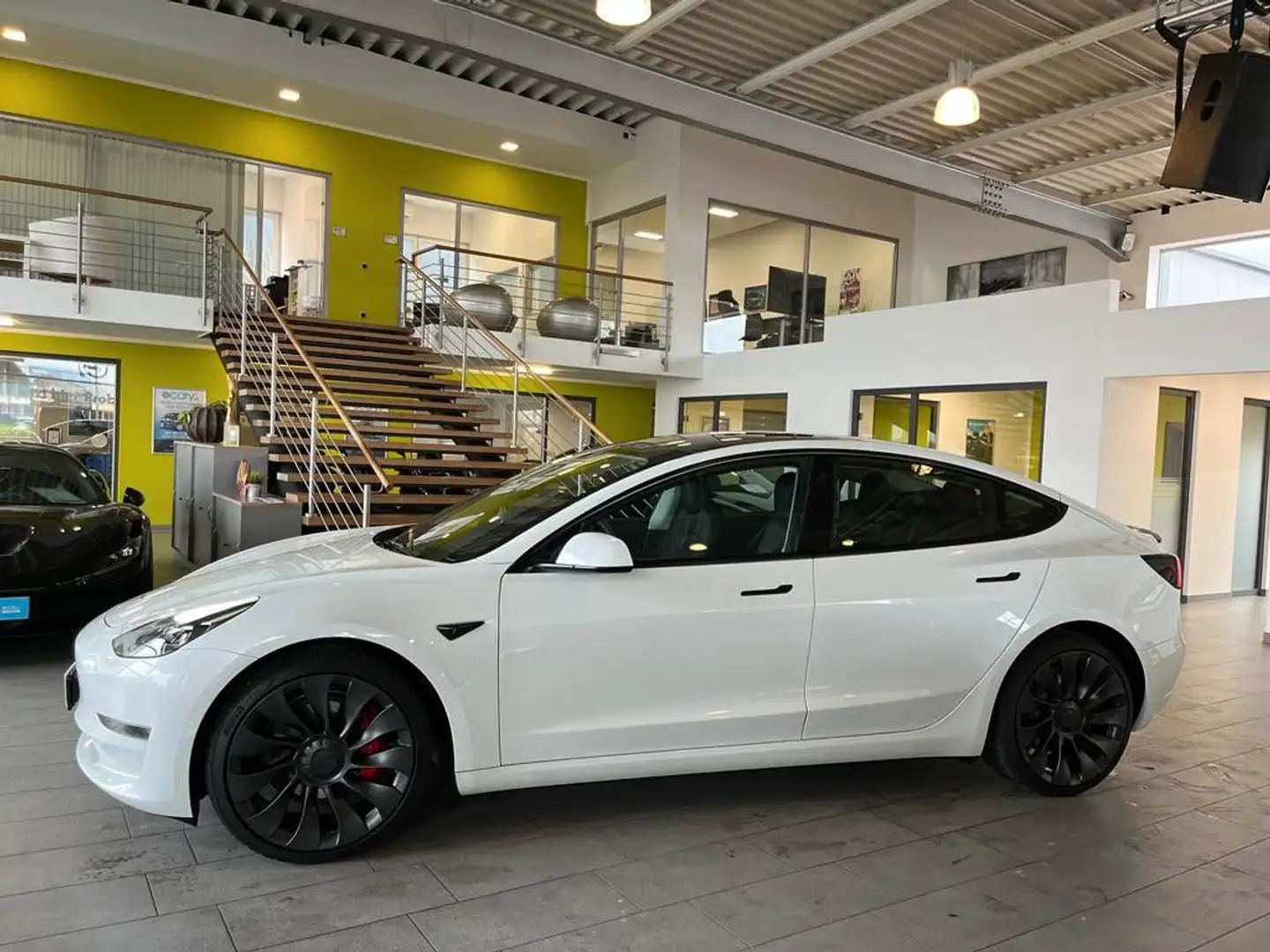 Tesla Model 3 Performance Dual AWD Weiß - 2