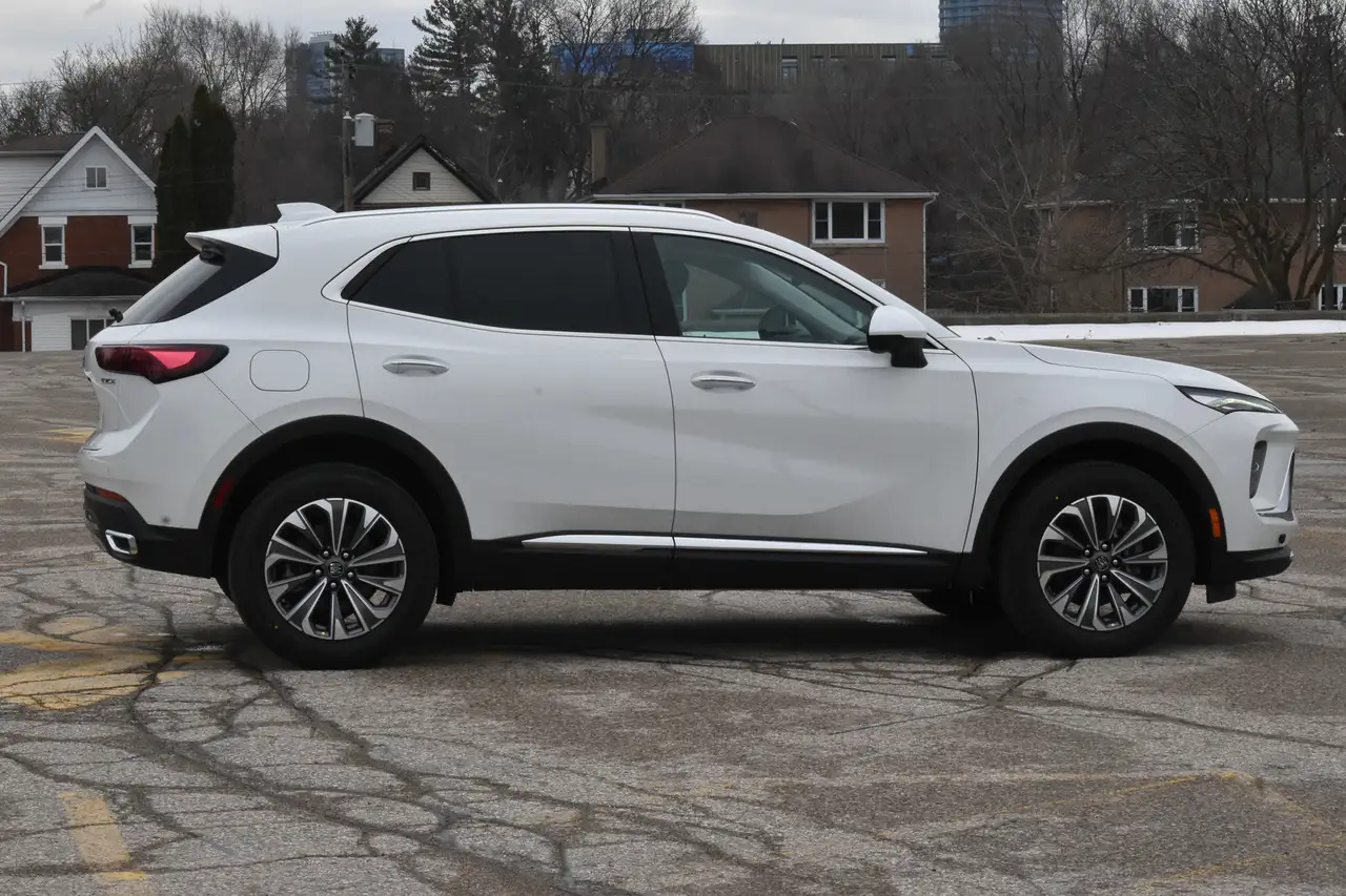 Buick Envision снимка Buick Envision