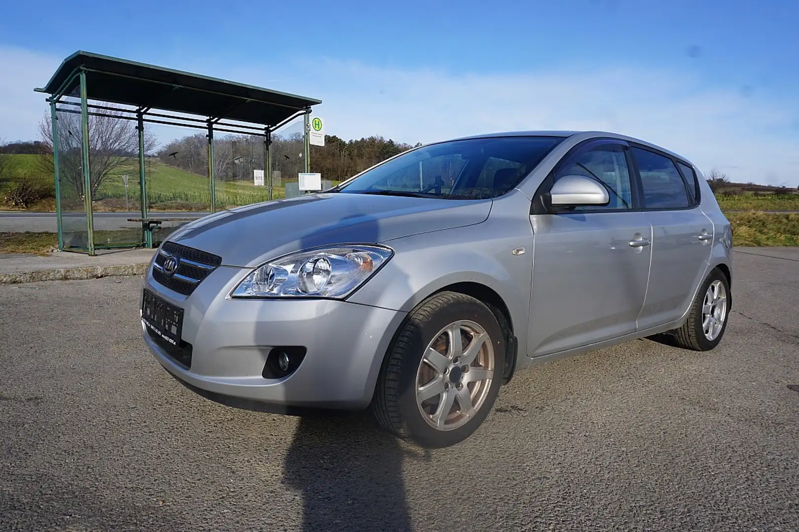 Kia Ceed / cee'd cee'd 1,4 CVVT Motion ISG Grau - 2