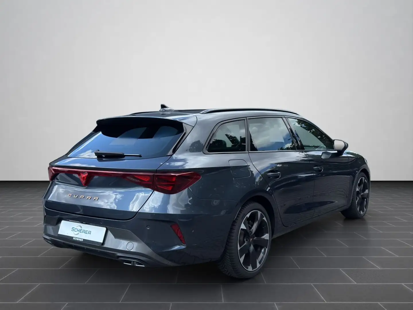 CUPRA Leon Sportstourer 1.5 eTSI DSG *neues Modell* NA Grau - 2
