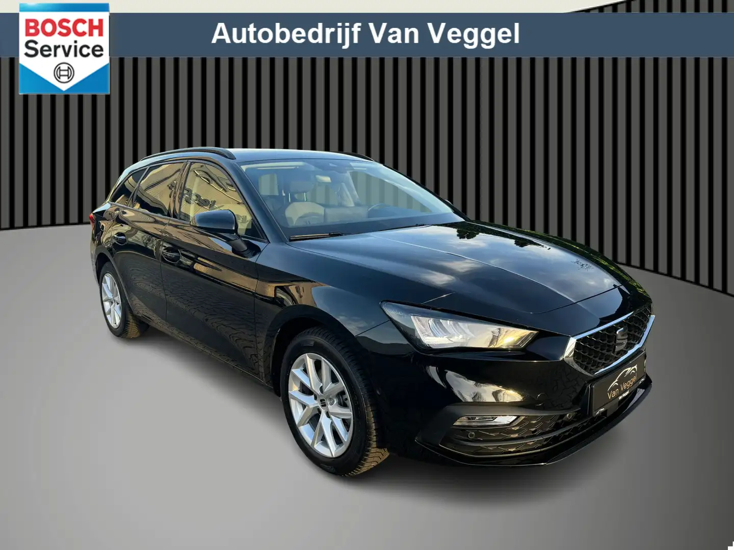 SEAT Leon Sportstourer 1.5 TSI e Style Business Intense virt Noir - 1