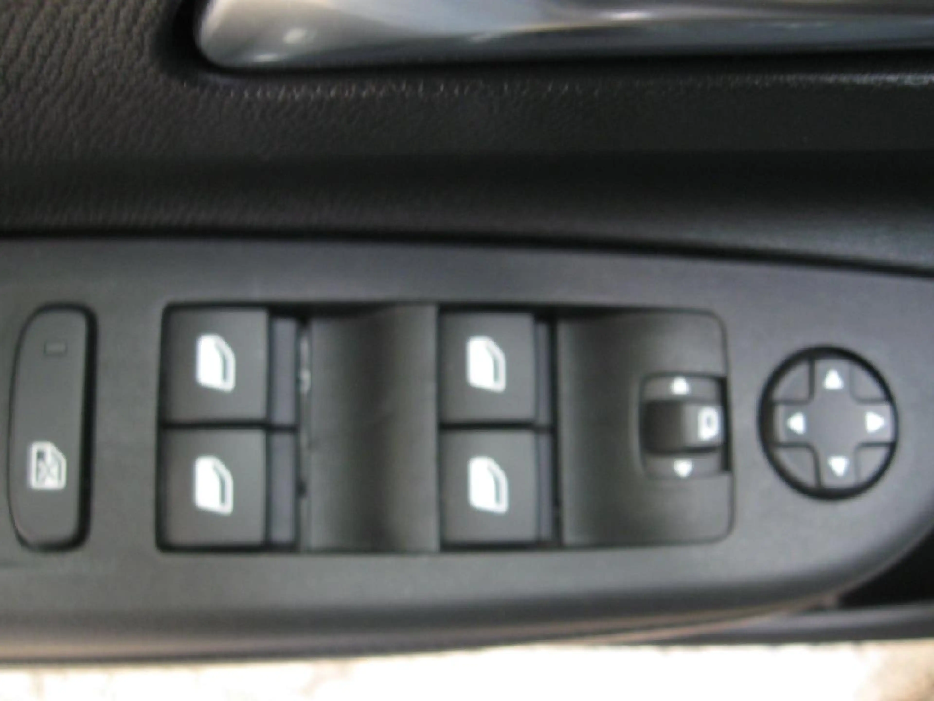 Opel Corsa-e e Elegance — photo 7