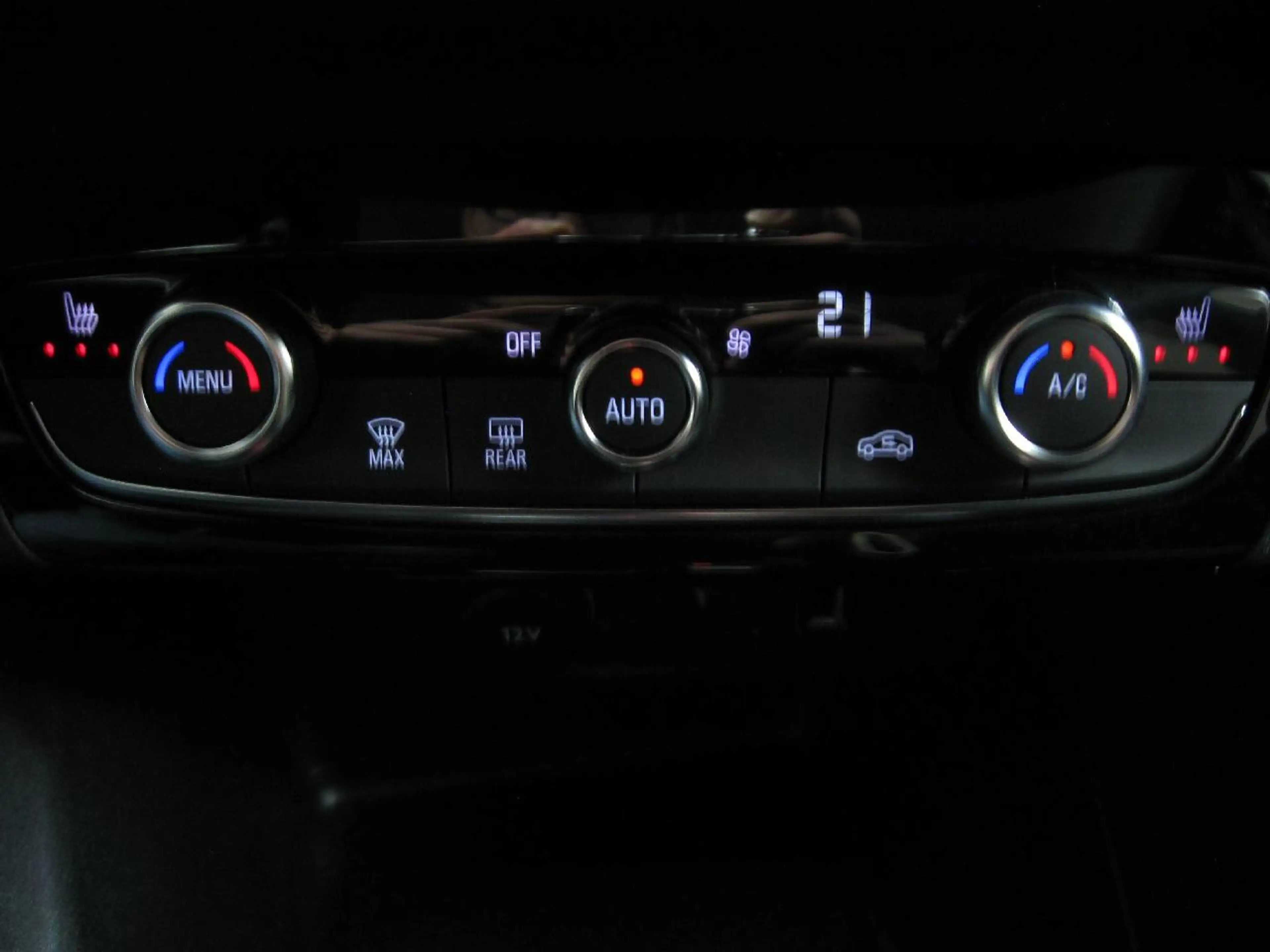 Opel Corsa-e e Elegance — photo 12