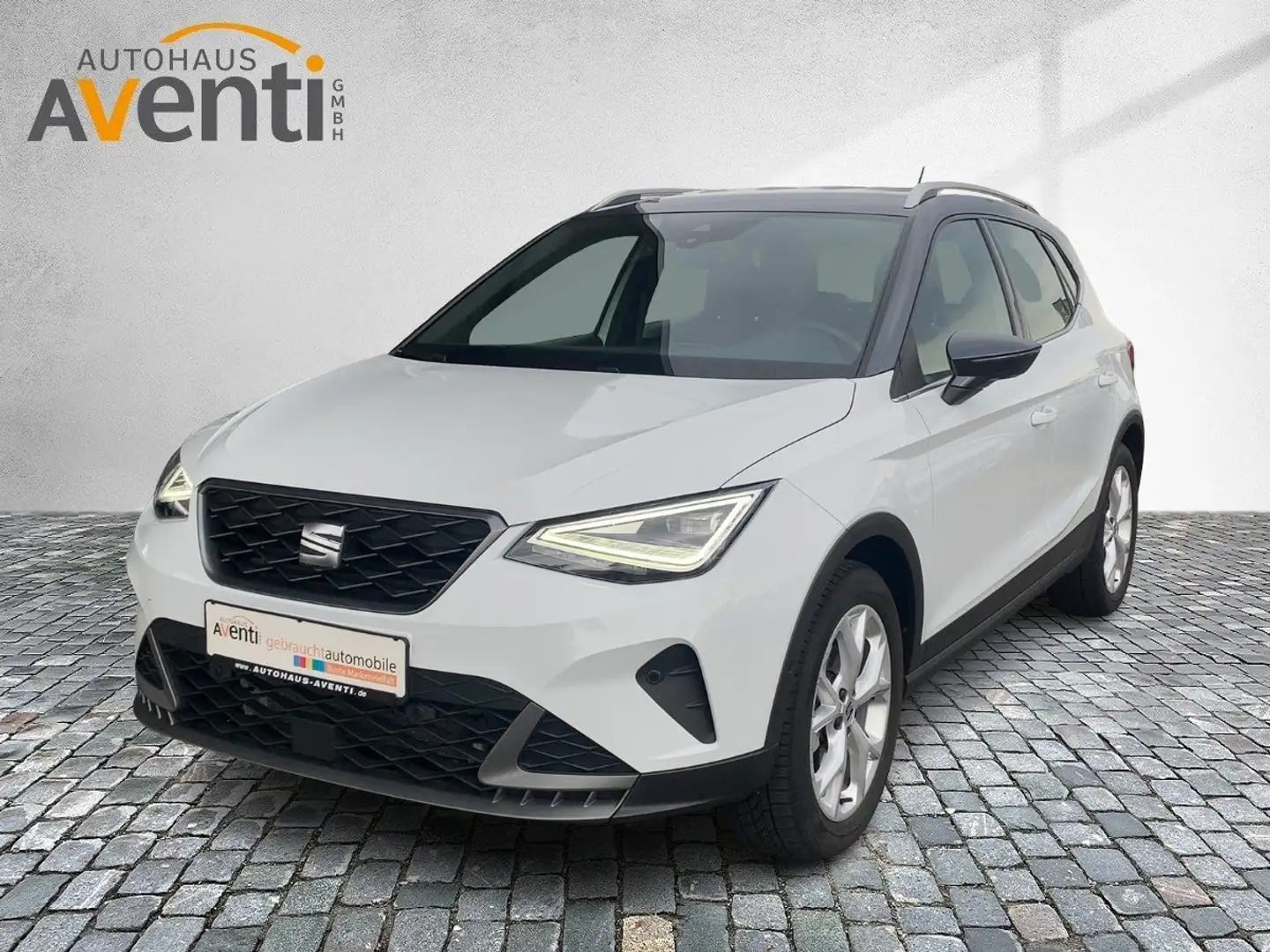 SEAT Arona FR *DSG*ACC*Kamera*LED*Navi*SHZ*Park Assist Blanc - 2