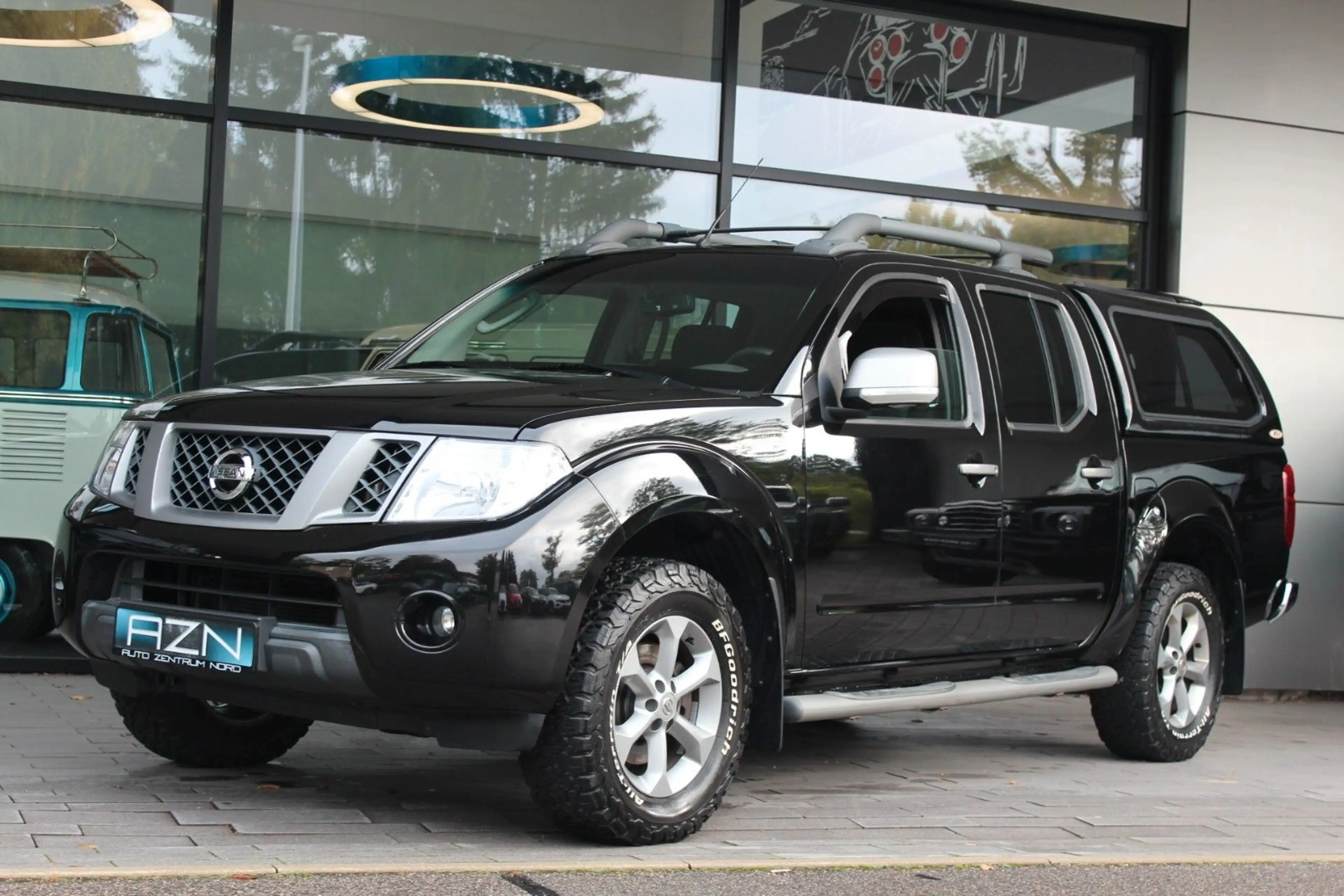 Nissan Navara 2.5 Double Cab PLATINUM EVO 4X4