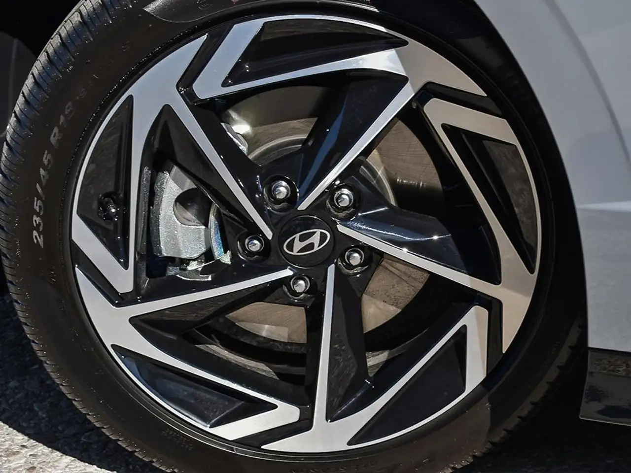 Hyundai SONATA снимка Hyundai SONATA