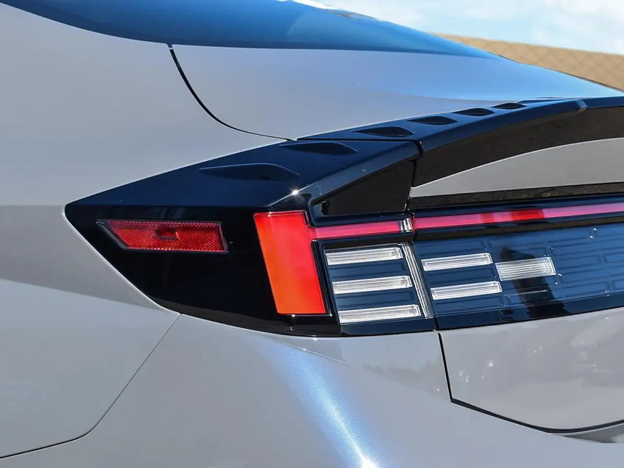 Hyundai SONATA снимка Hyundai SONATA
