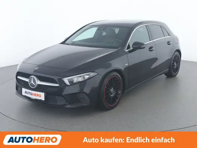Mercedes-Benz A 180 A 180 d