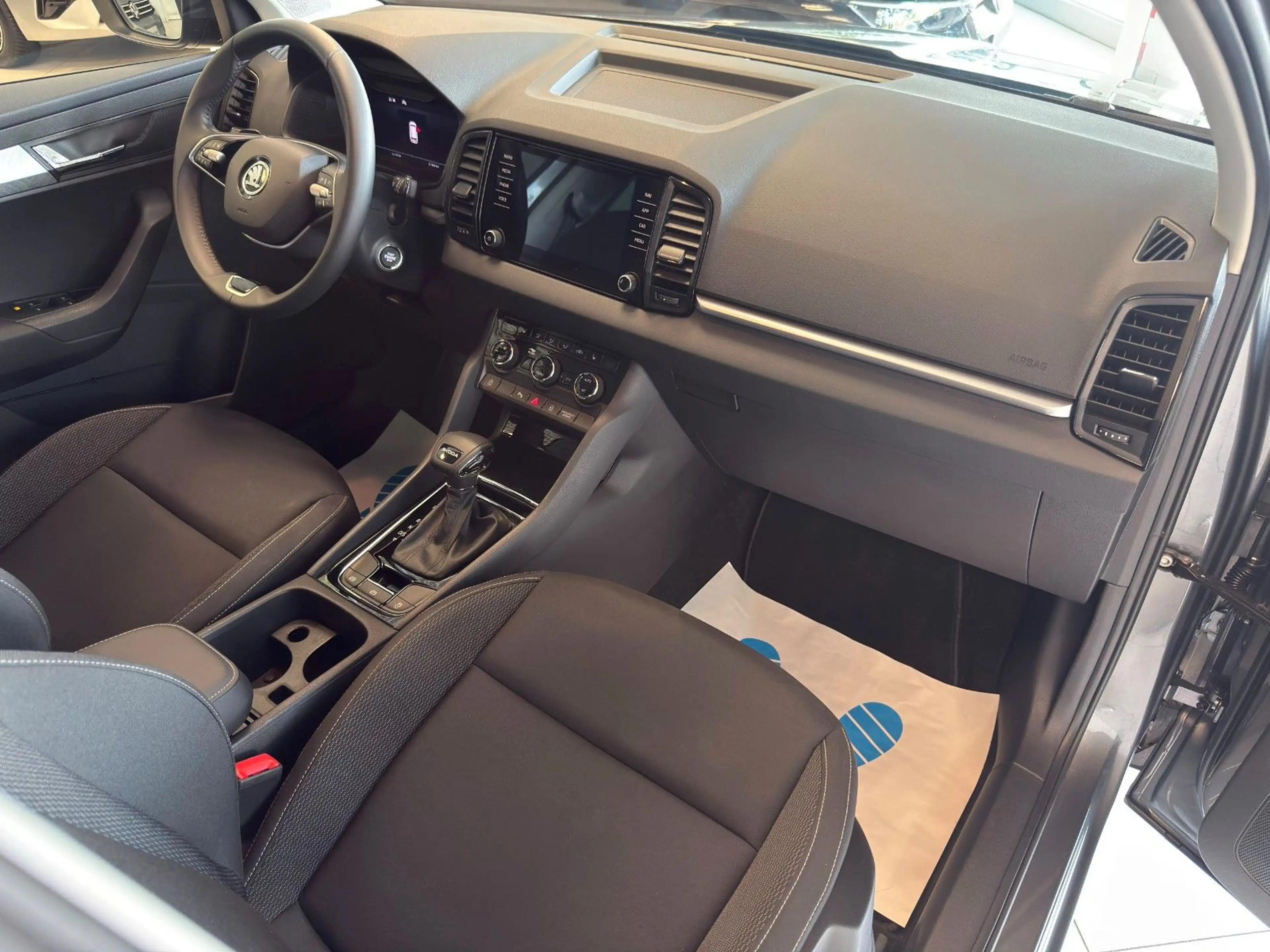 Skoda Karoq 1.5 TSI DSG Selection*ACC*AHK*Navi*SHZ* — photo 13