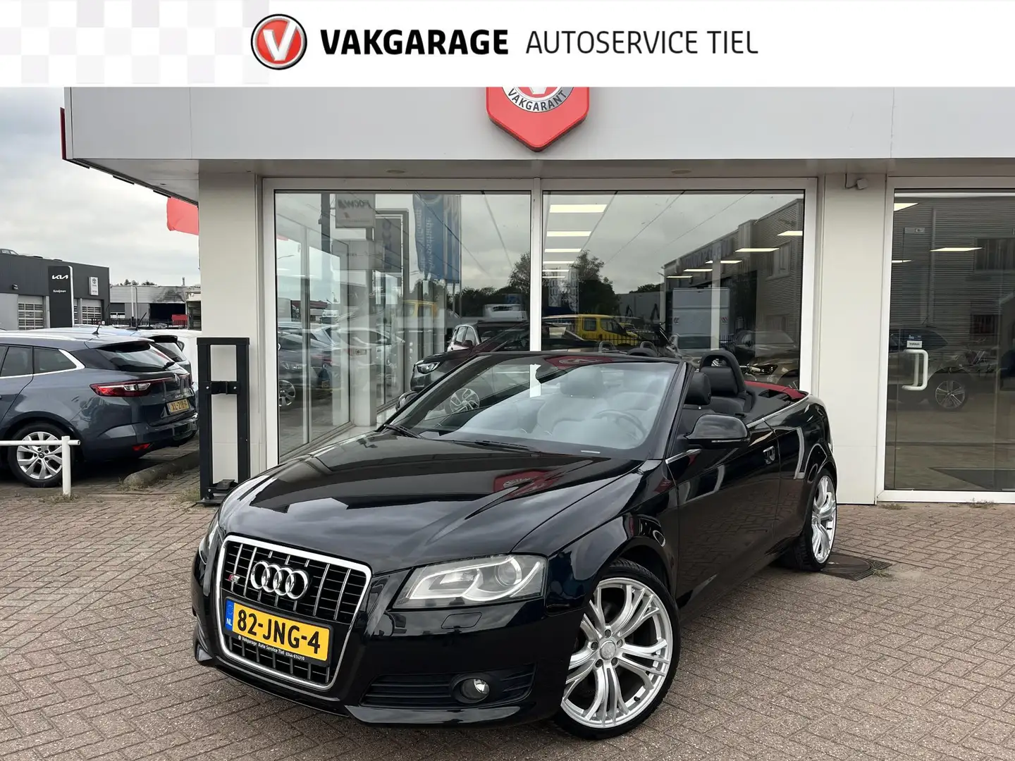 Audi A3 Cabriolet 2.0 TFSI Ambition S-line, Automaat, Navi Zwart - 1