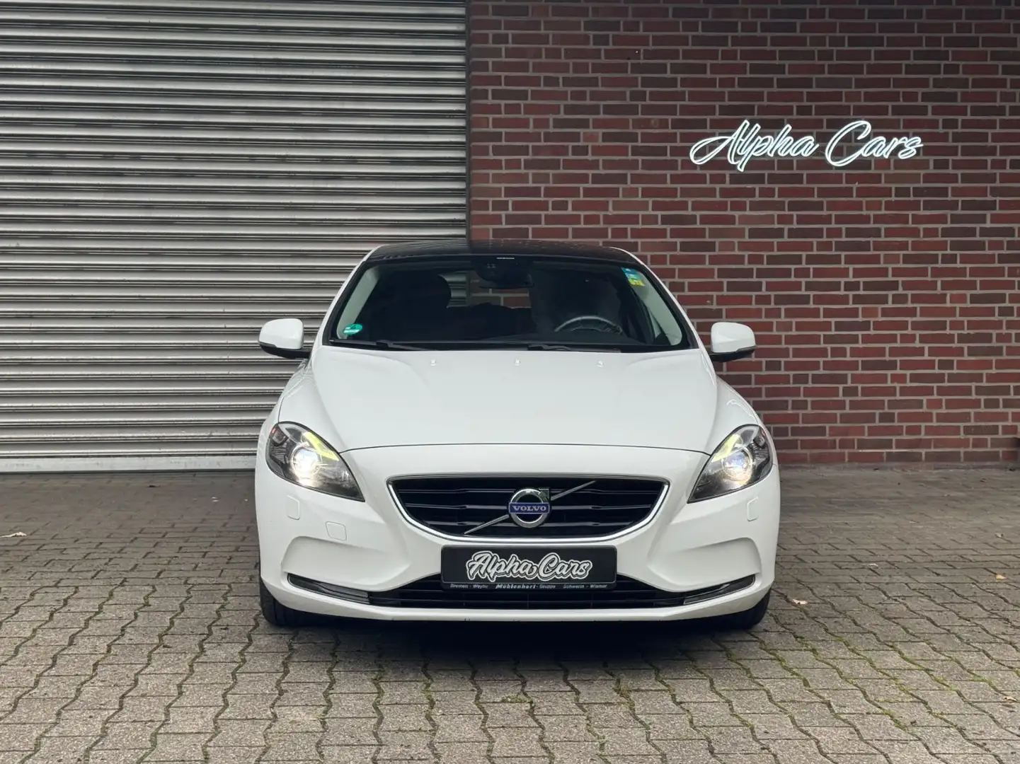 Volvo V40 1.6 D2 Momentum Garantie Kamera Blanco - 1
