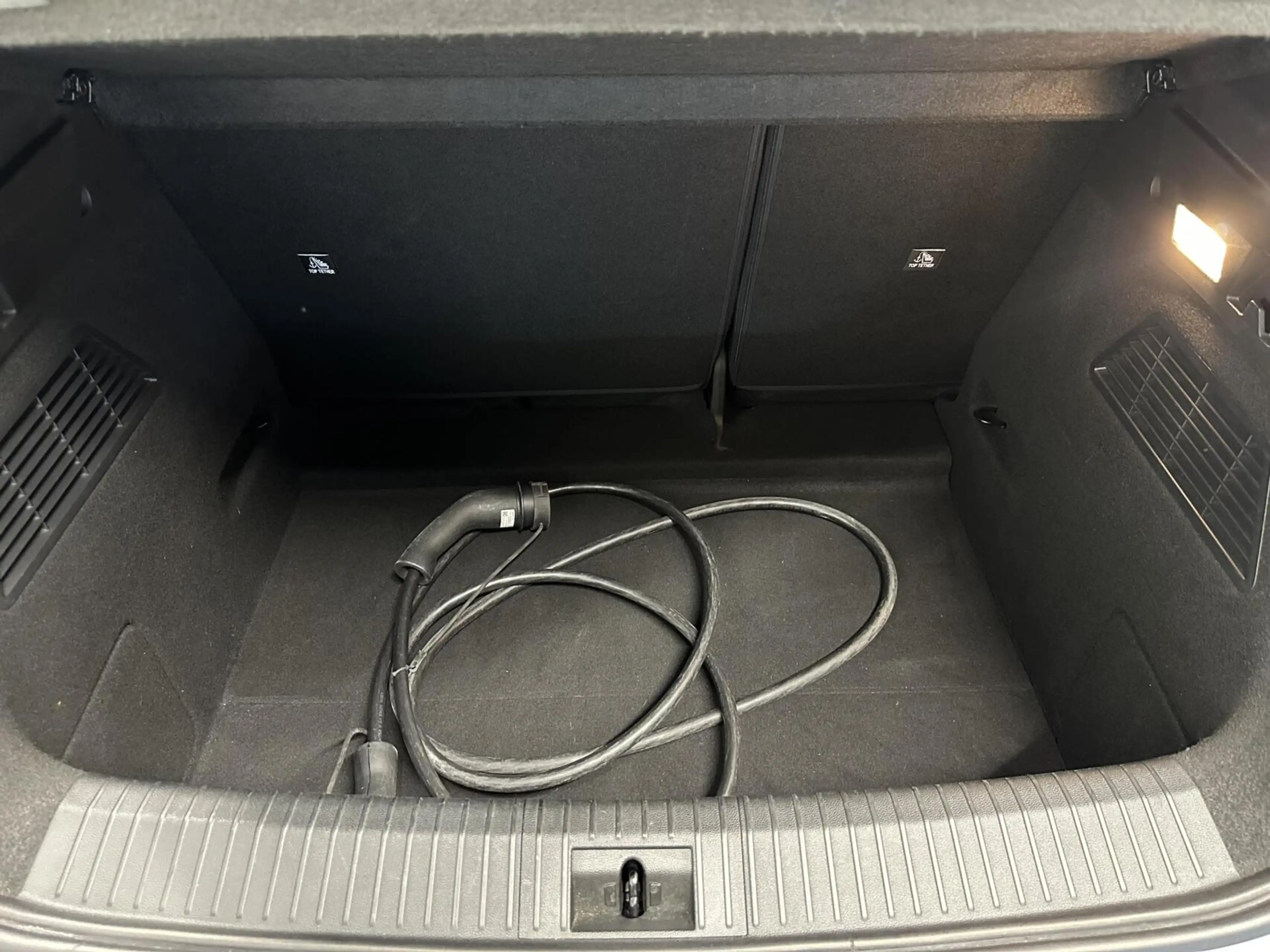 Renault Megane E-Tech EV60 93% SOH Optimum Charge Techno CAMERA CARPLAY — photo 36
