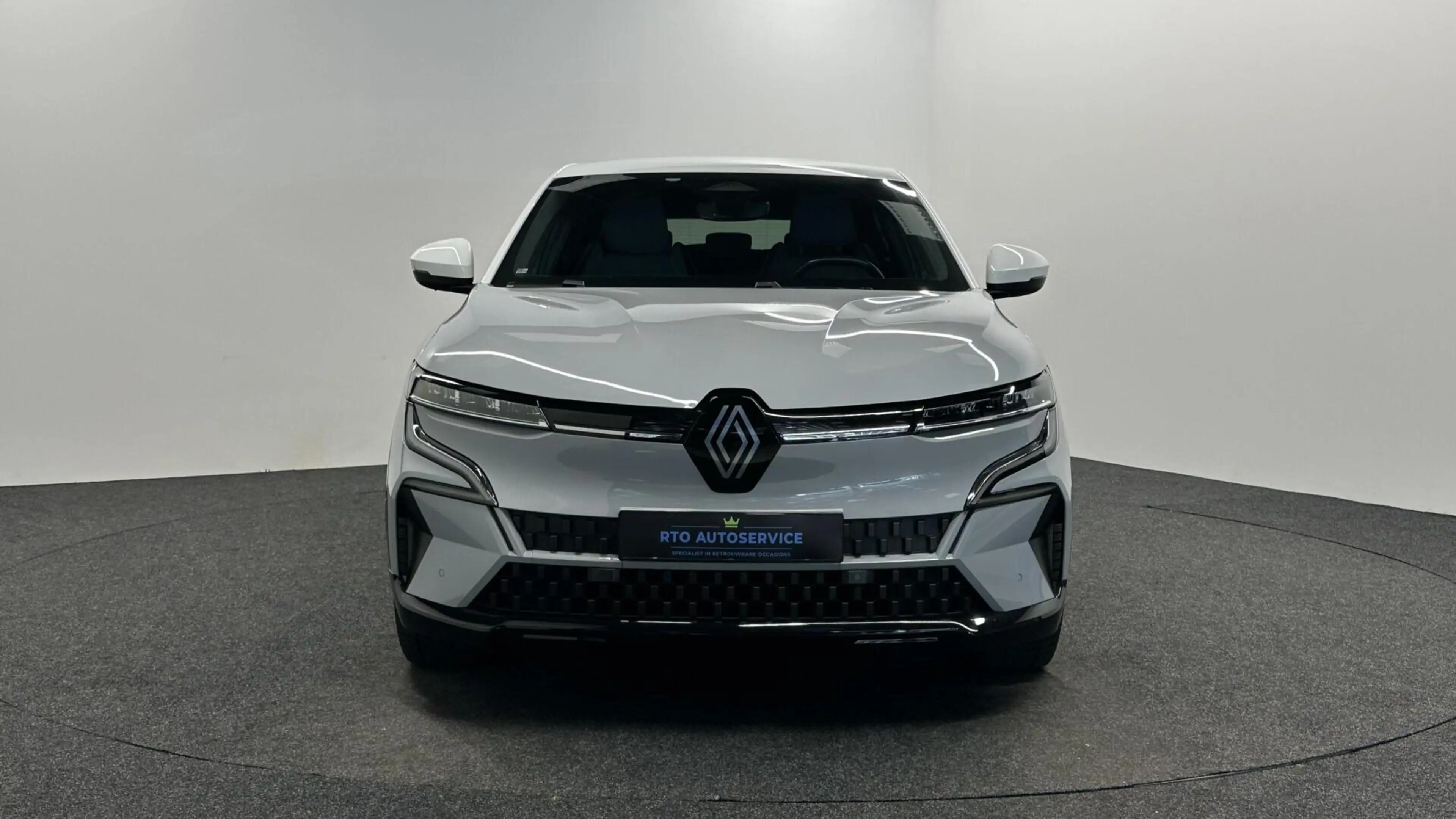 Renault Megane E-Tech EV60 93% SOH Optimum Charge Techno CAMERA CARPLAY — photo 6