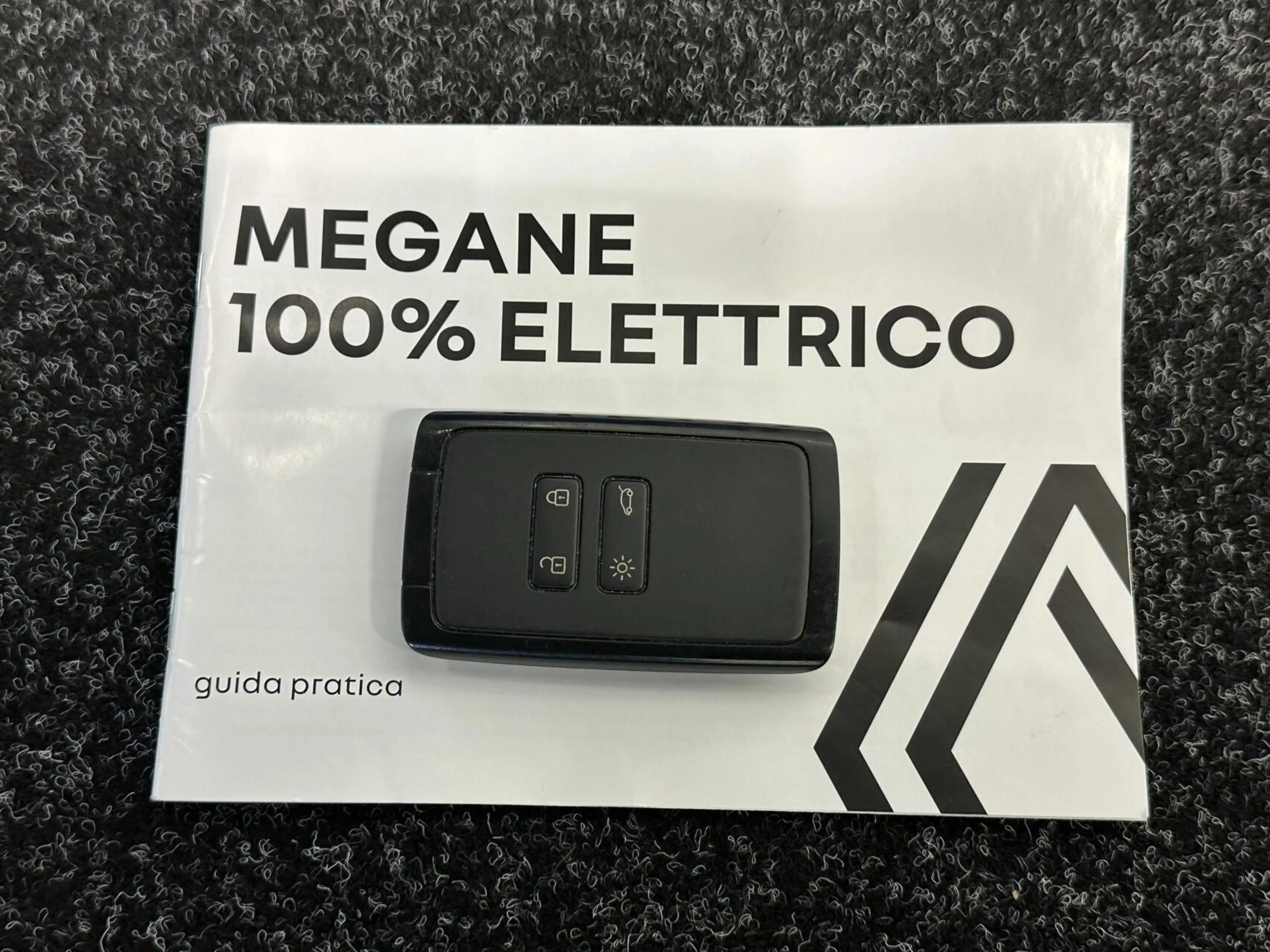 Renault Megane E-Tech EV60 93% SOH Optimum Charge Techno CAMERA CARPLAY — photo 37