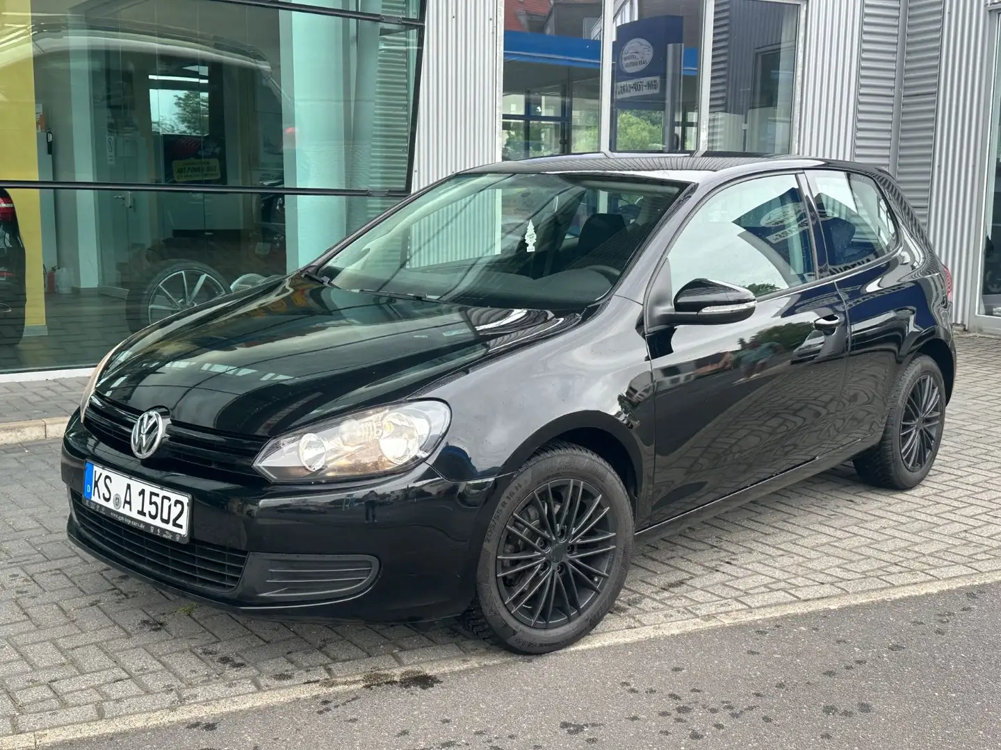 Volkswagen Golf VI Trendline Klima Tüv 05/2027 Schwarz - 1