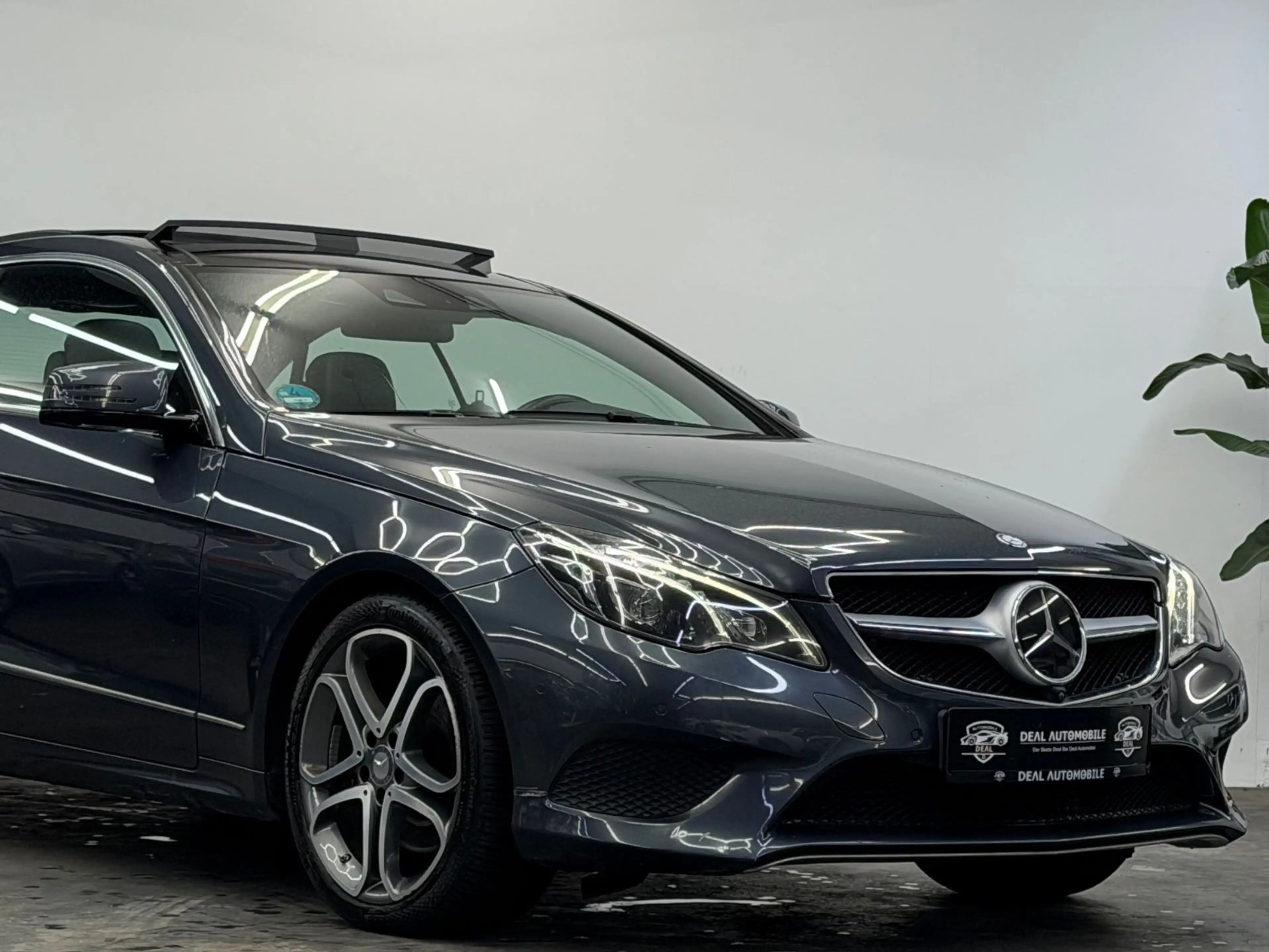 Mercedes-Benz E 350 E Coupe E 350 BlueTec / d — photo 4