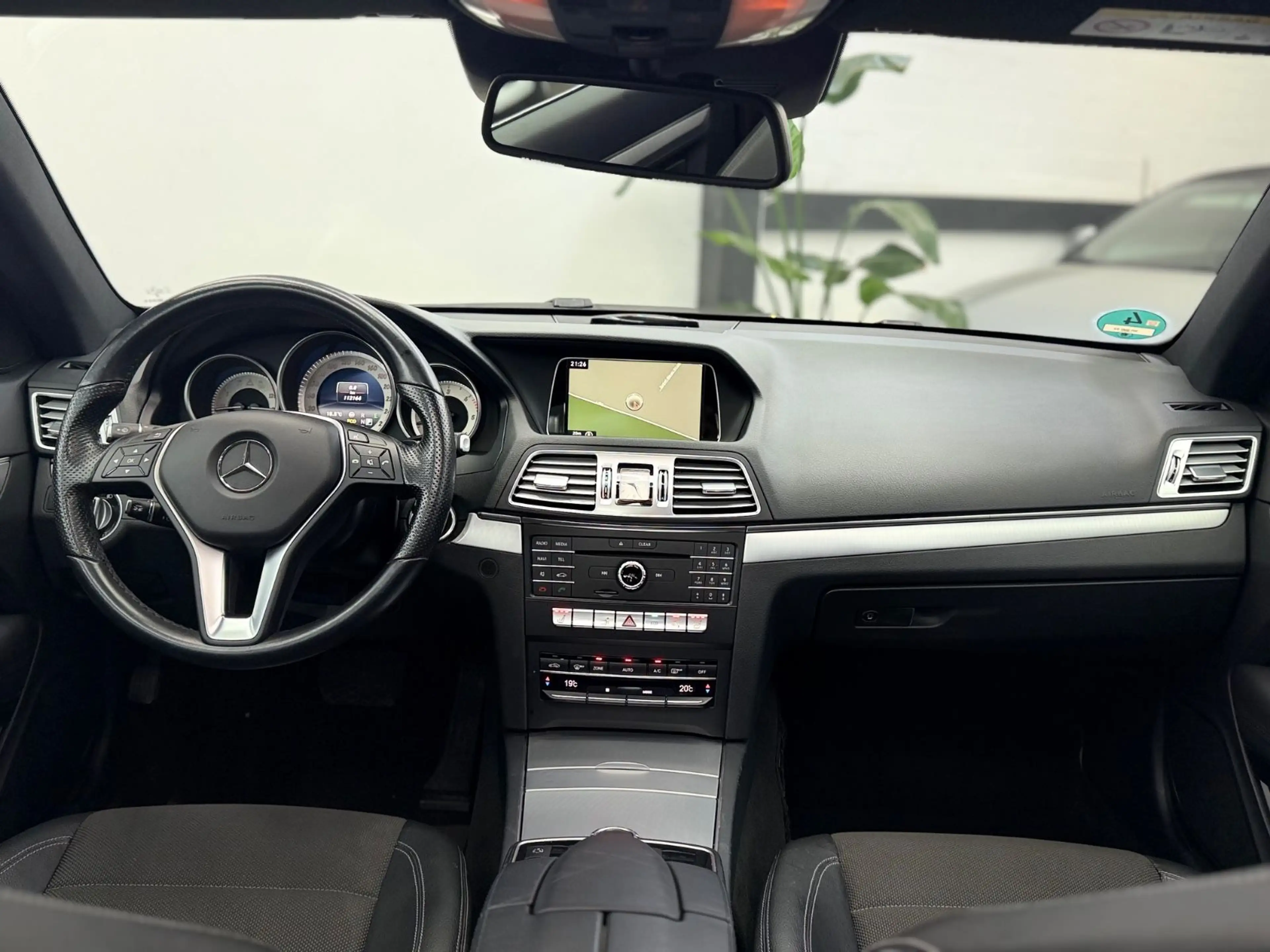 Mercedes-Benz E 350 E Coupe E 350 BlueTec / d — photo 15